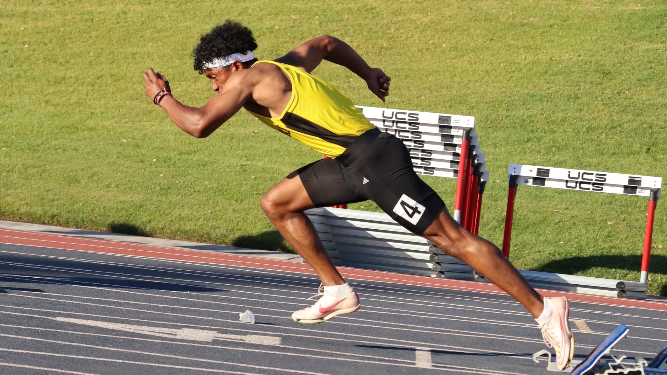 Jalydon Love sprints off the blocks at the West Coast Relays