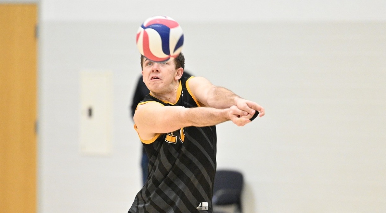 Defender Volleyball Absorbs Losses At La Crosse Dordt University