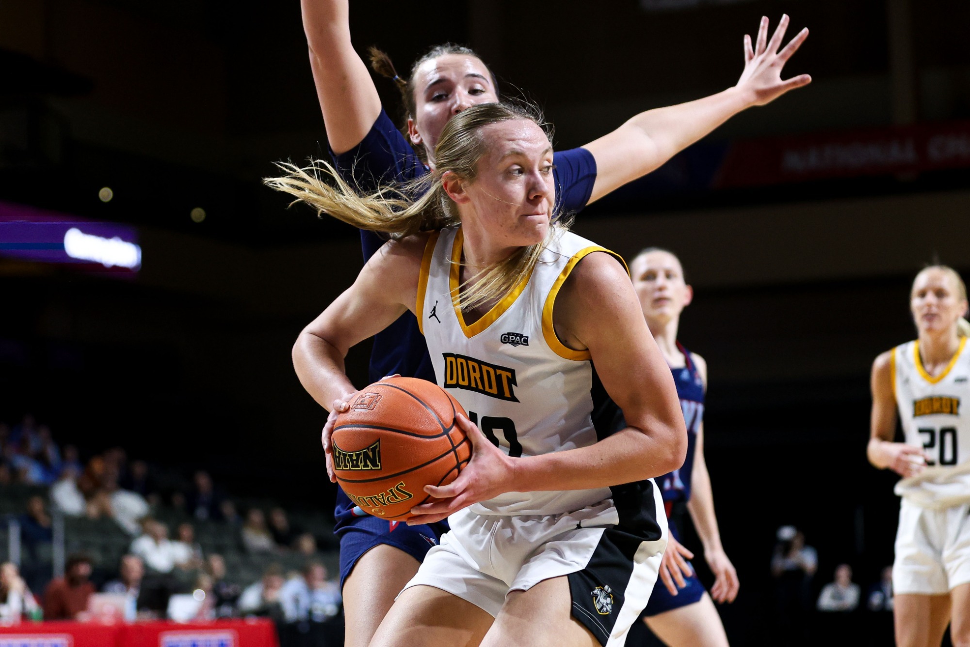 Desta Hoogendoorn action