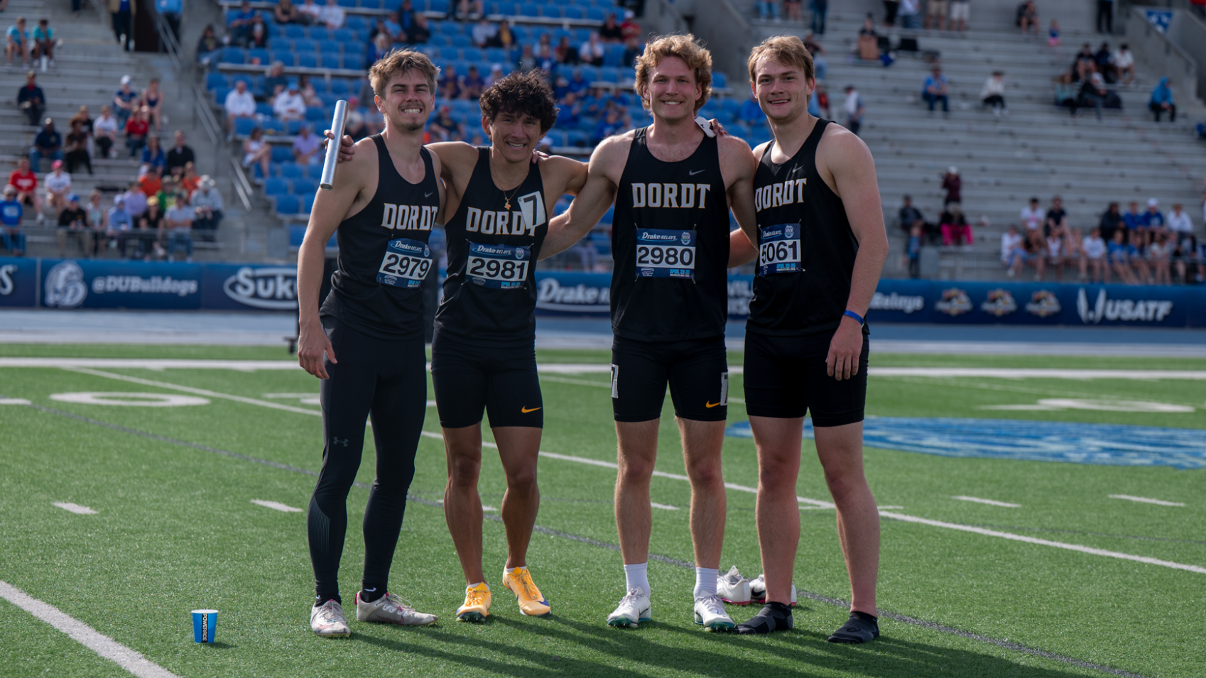 men's 4x400 at Drake finals