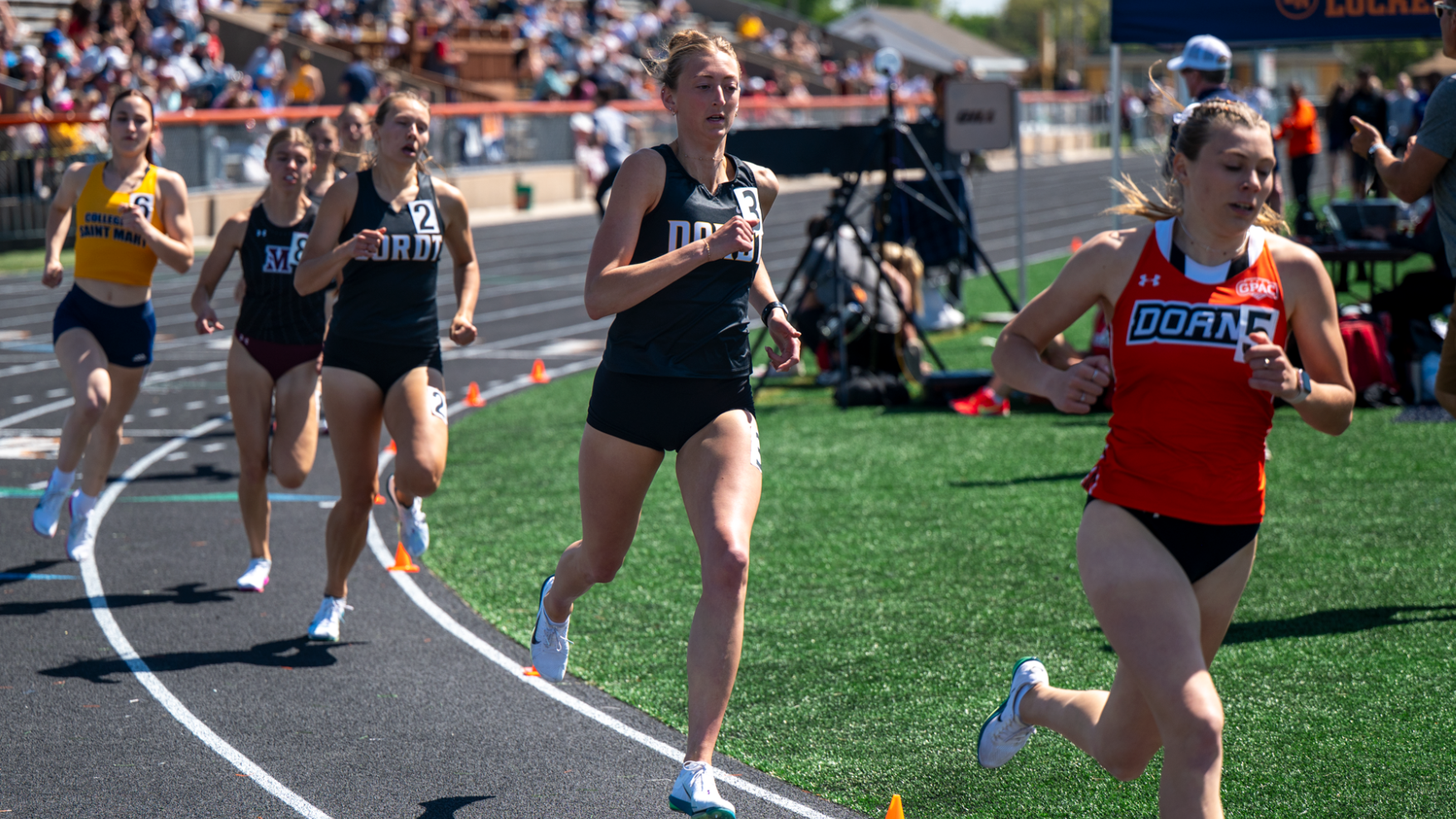 Shelby Buwalda 800m