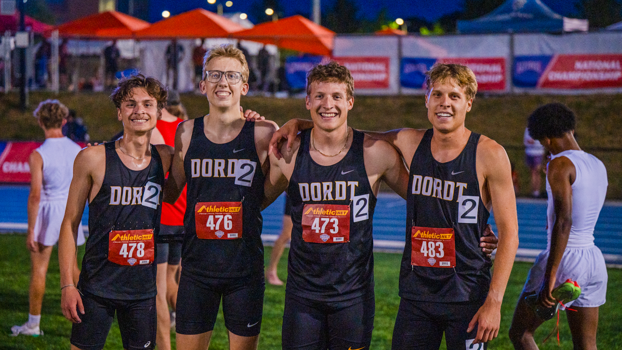 men's 4x800 prelim from outdoor