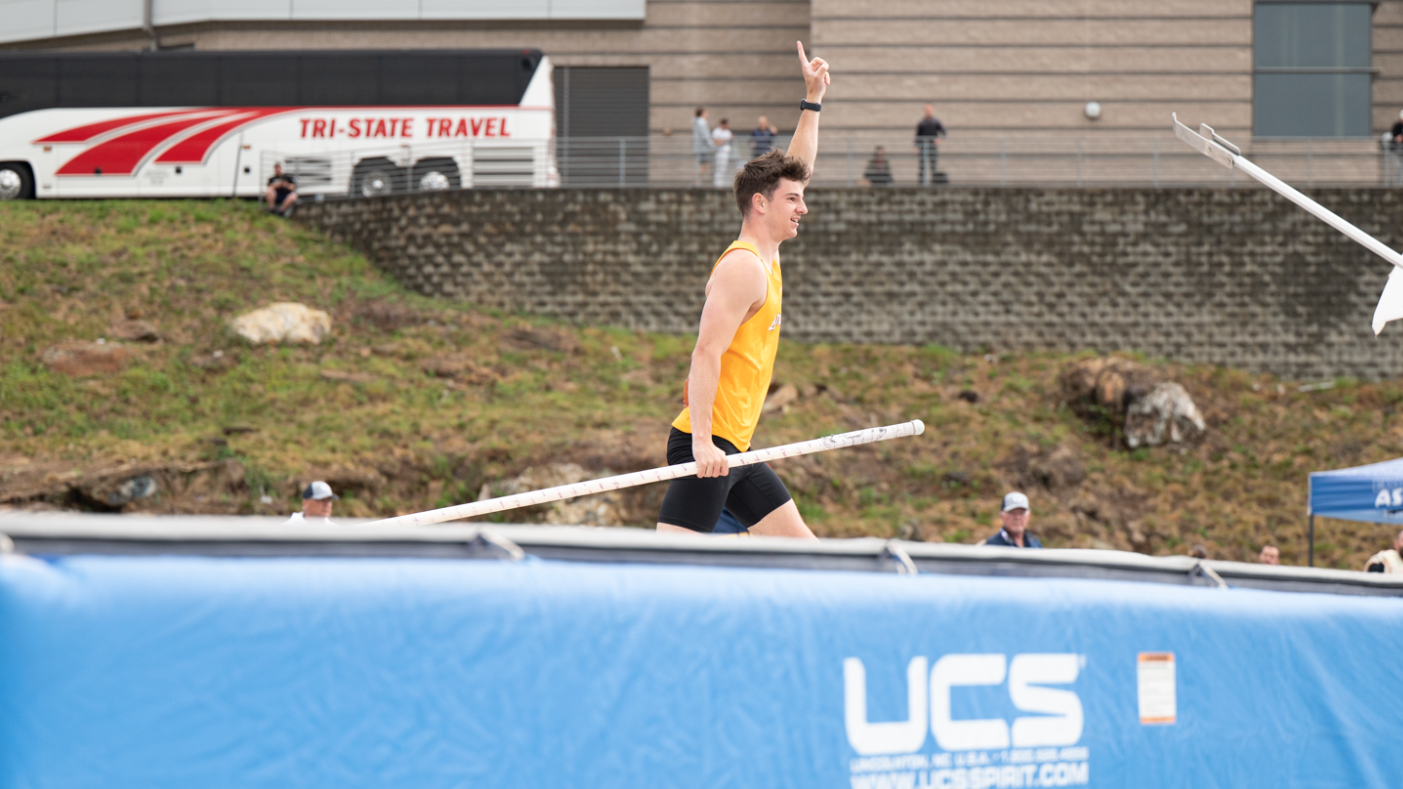 Willem Den Hartog All-American