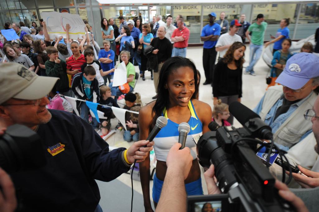 TwoTIme Olympian Lowe Returns To Defend Drake Relays Invitational