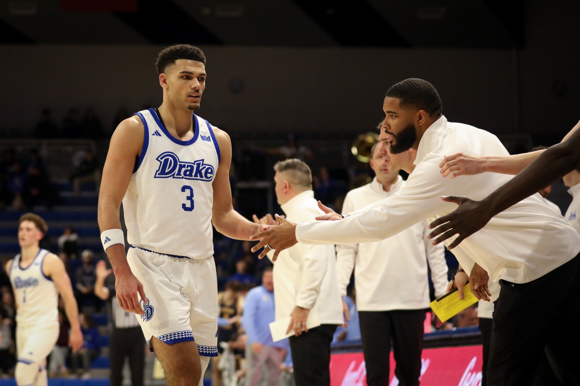 Quinn bench high five