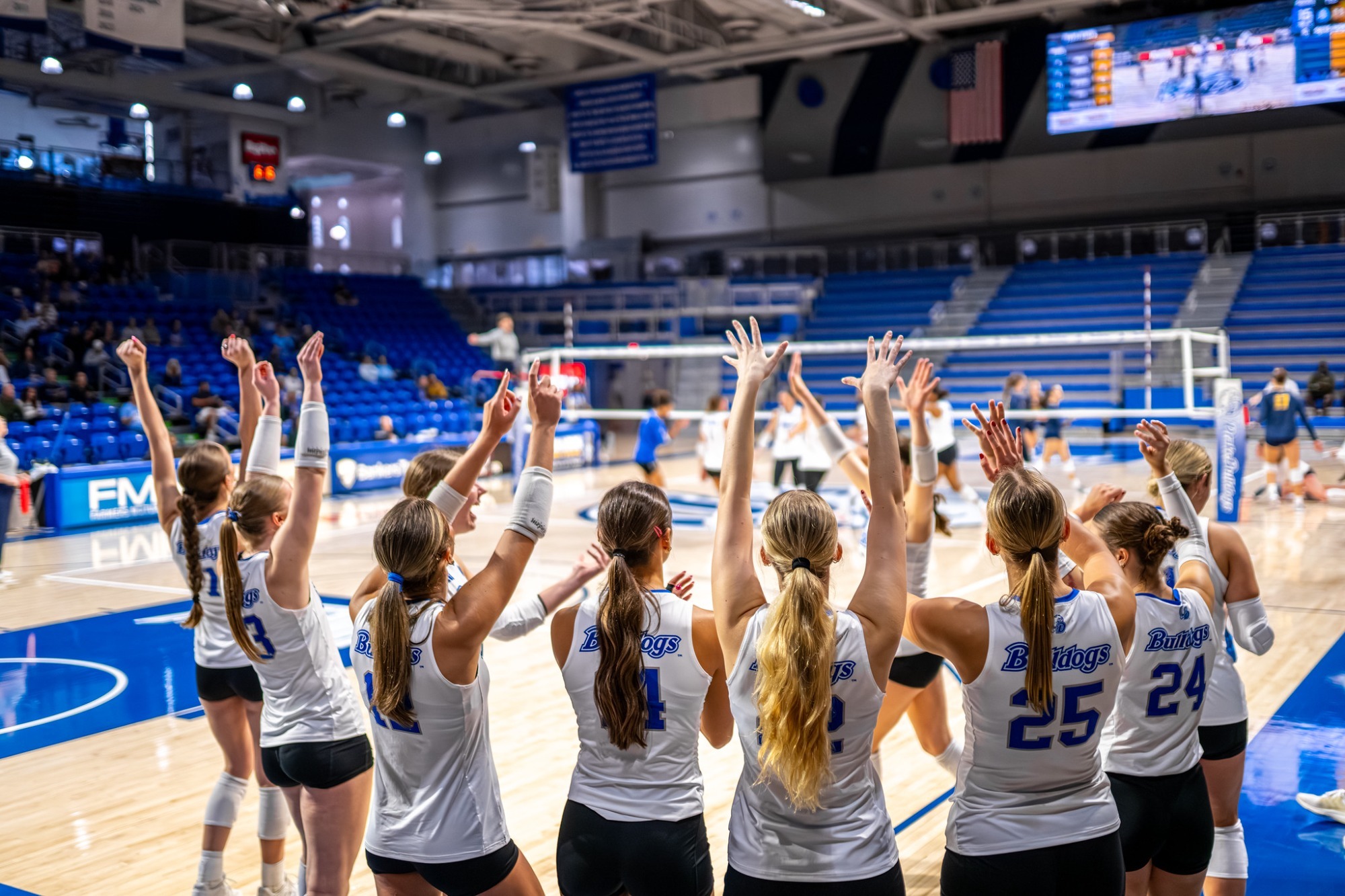 volleyball bench celebration