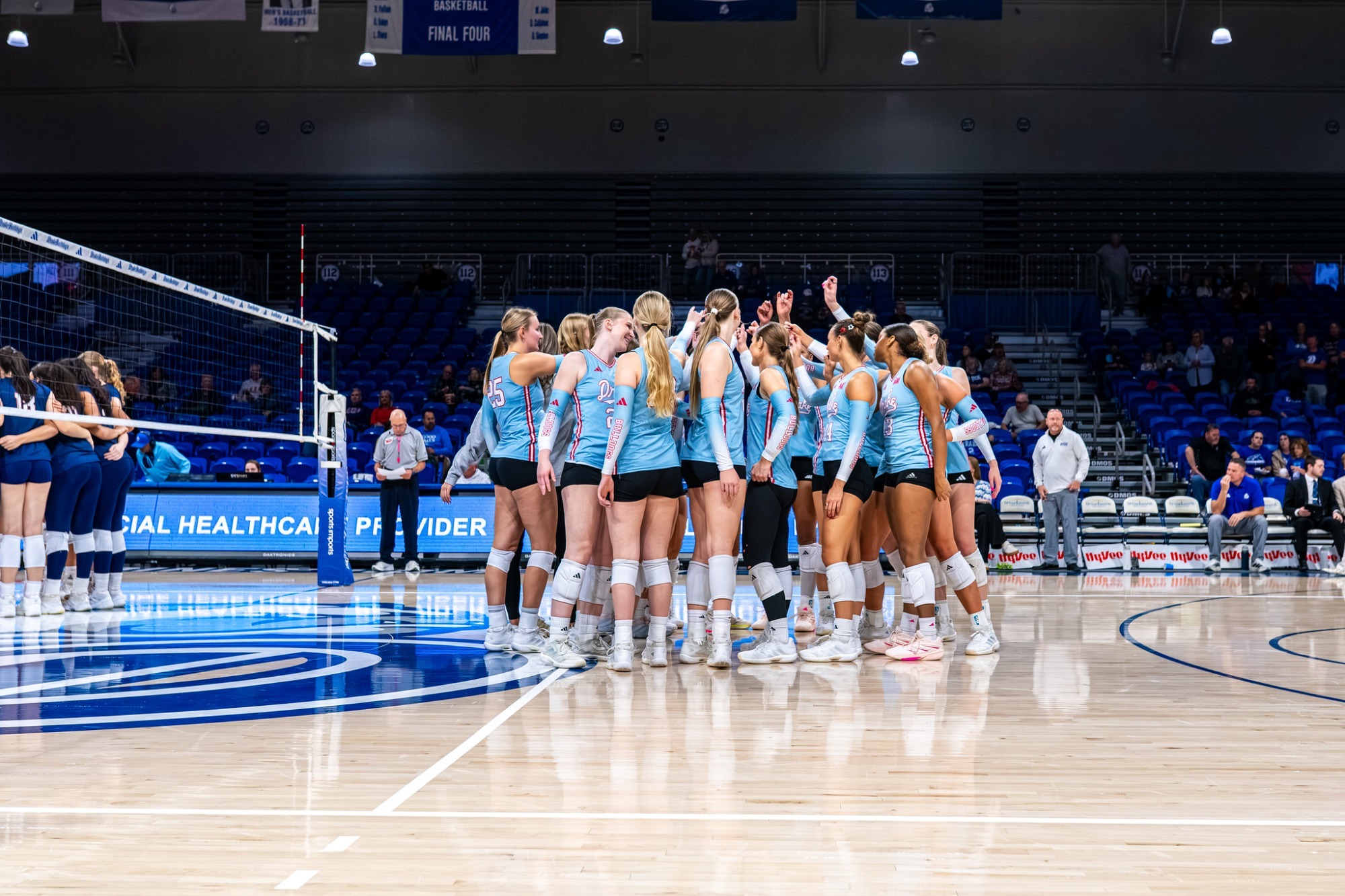 vb team huddle