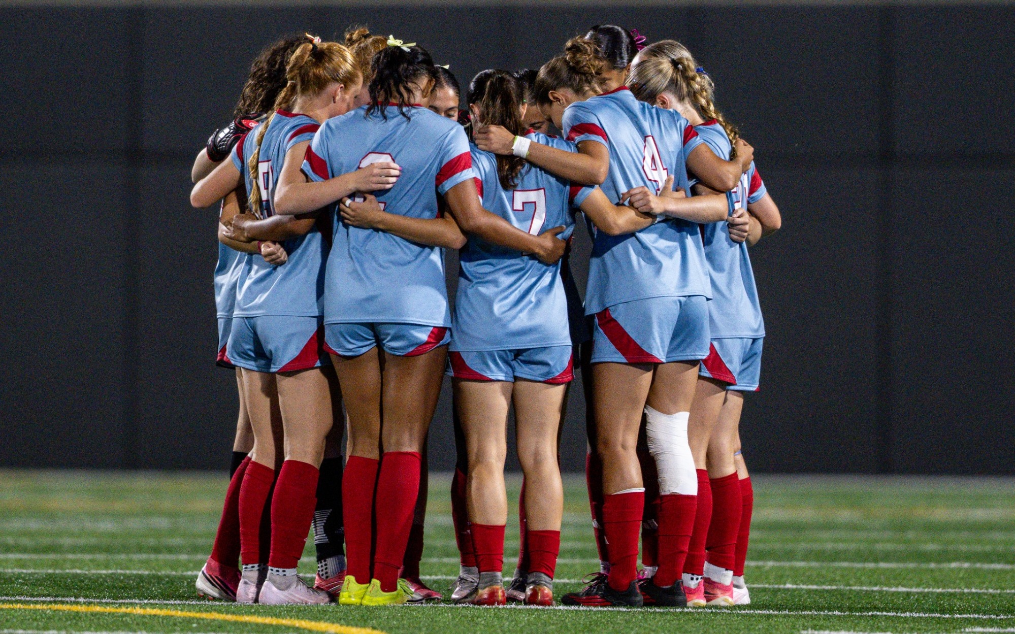 wsoc huddle team