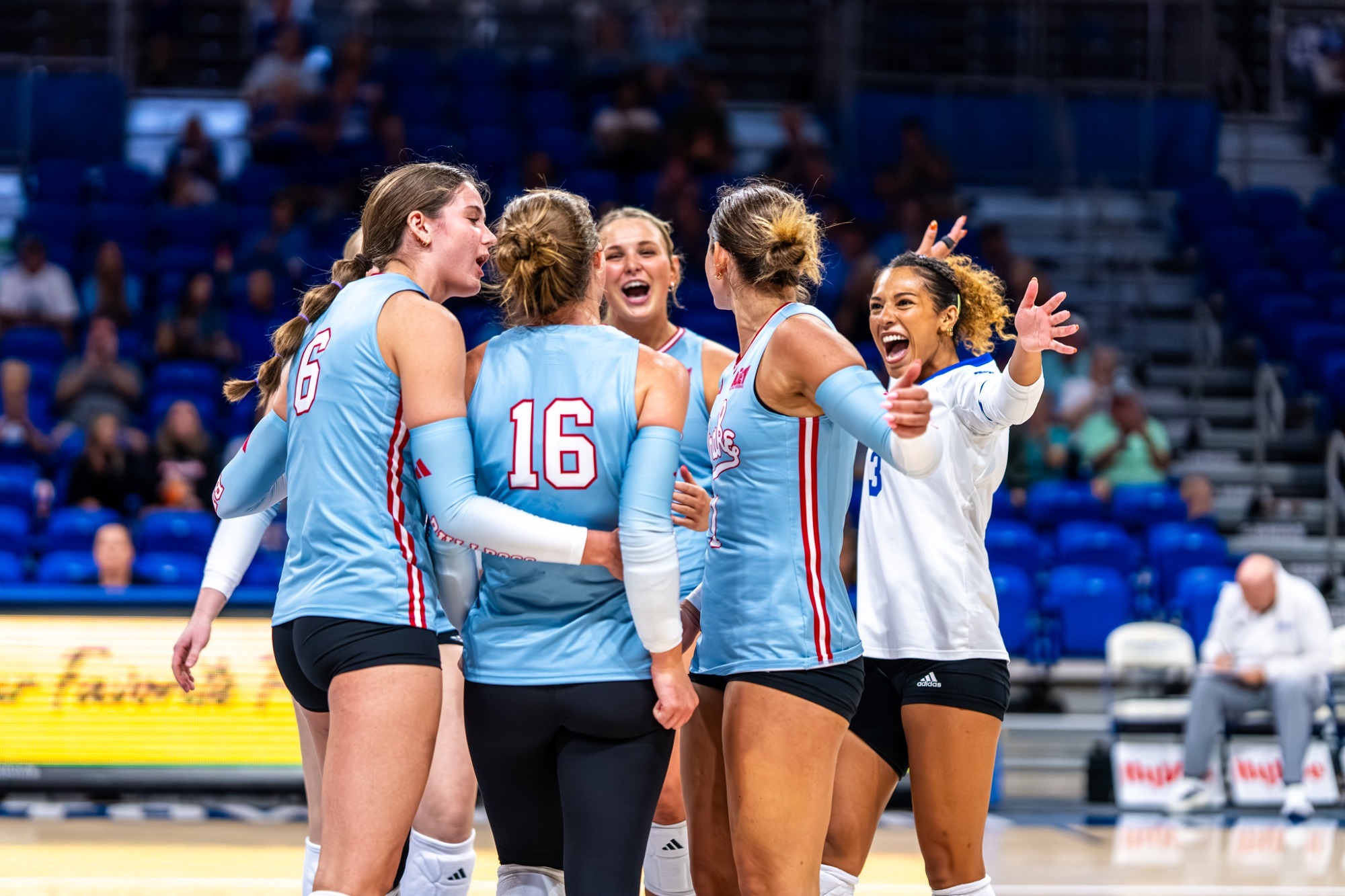 vb team huddle