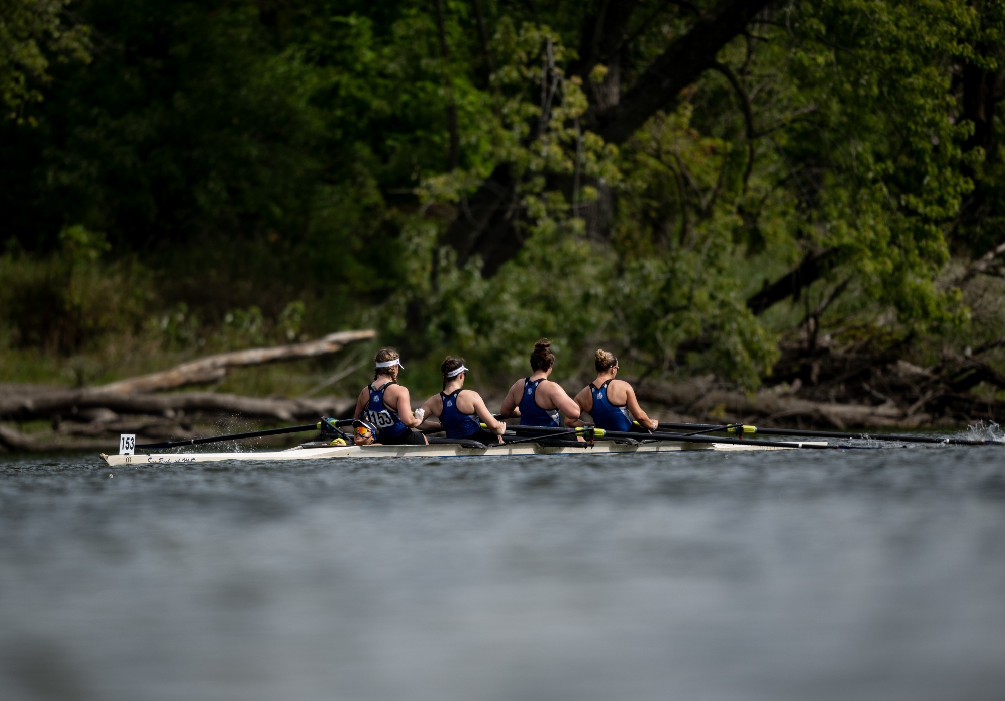 rowing 