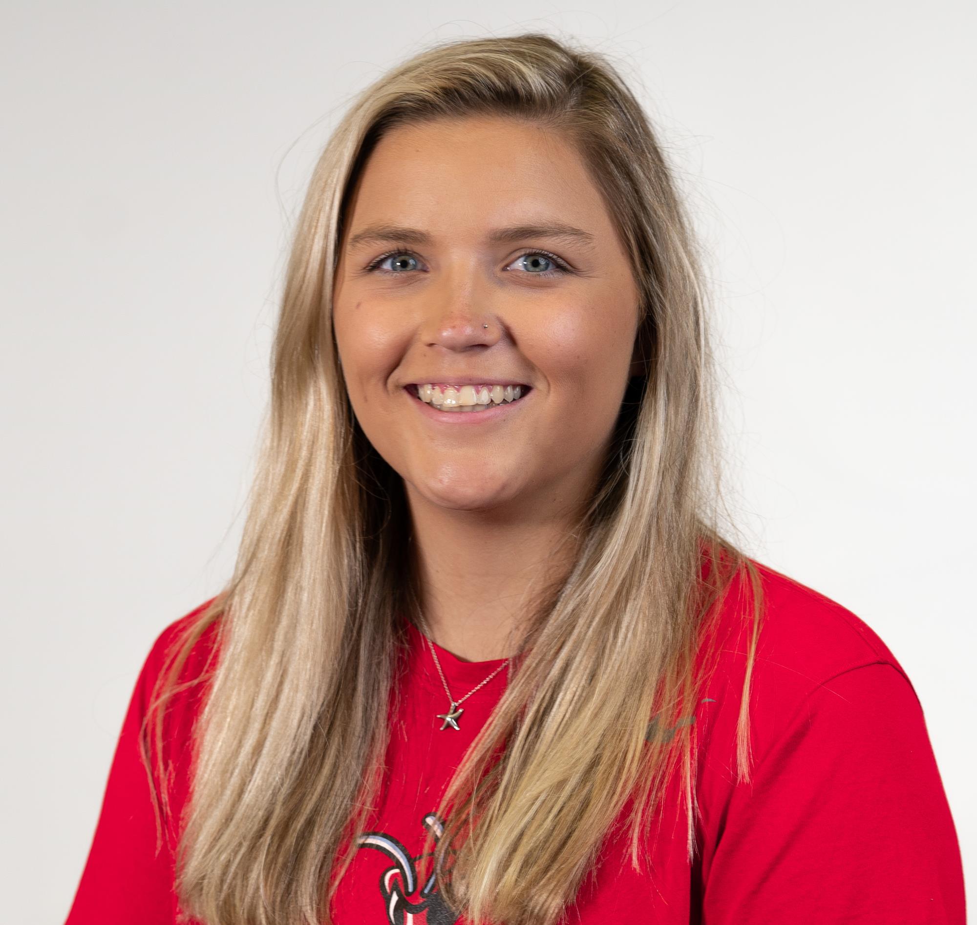 Anna Bissell headshot 2
