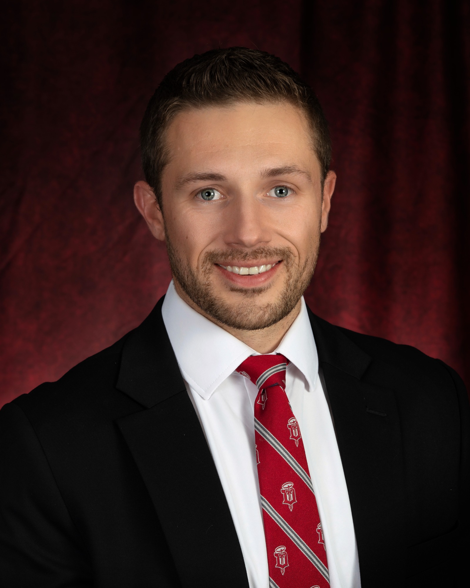 Evan Dixon Head Shot