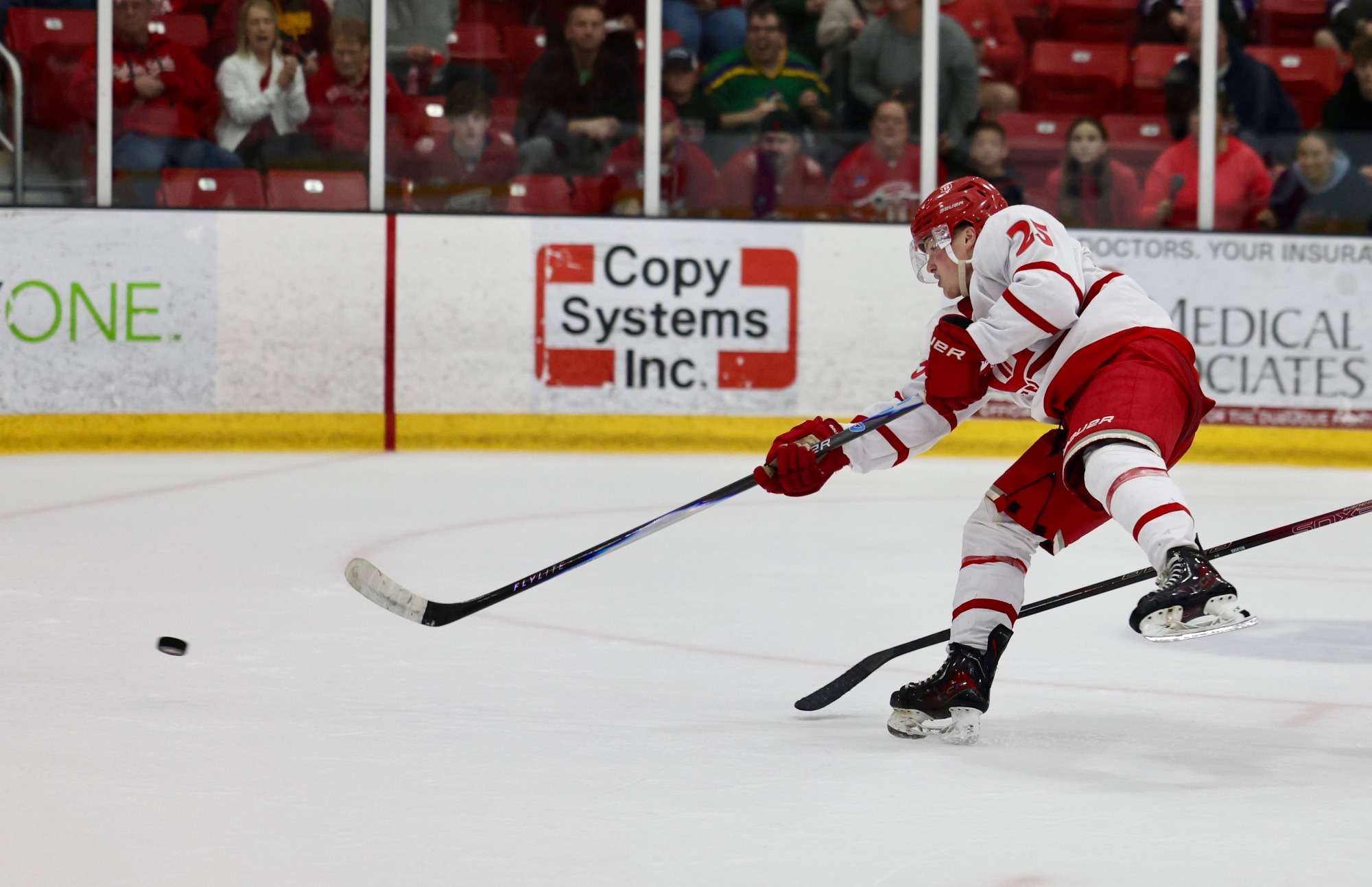 Xavier Lieb scores goal in Game 1 of 2026 ECSF vs Muskegon