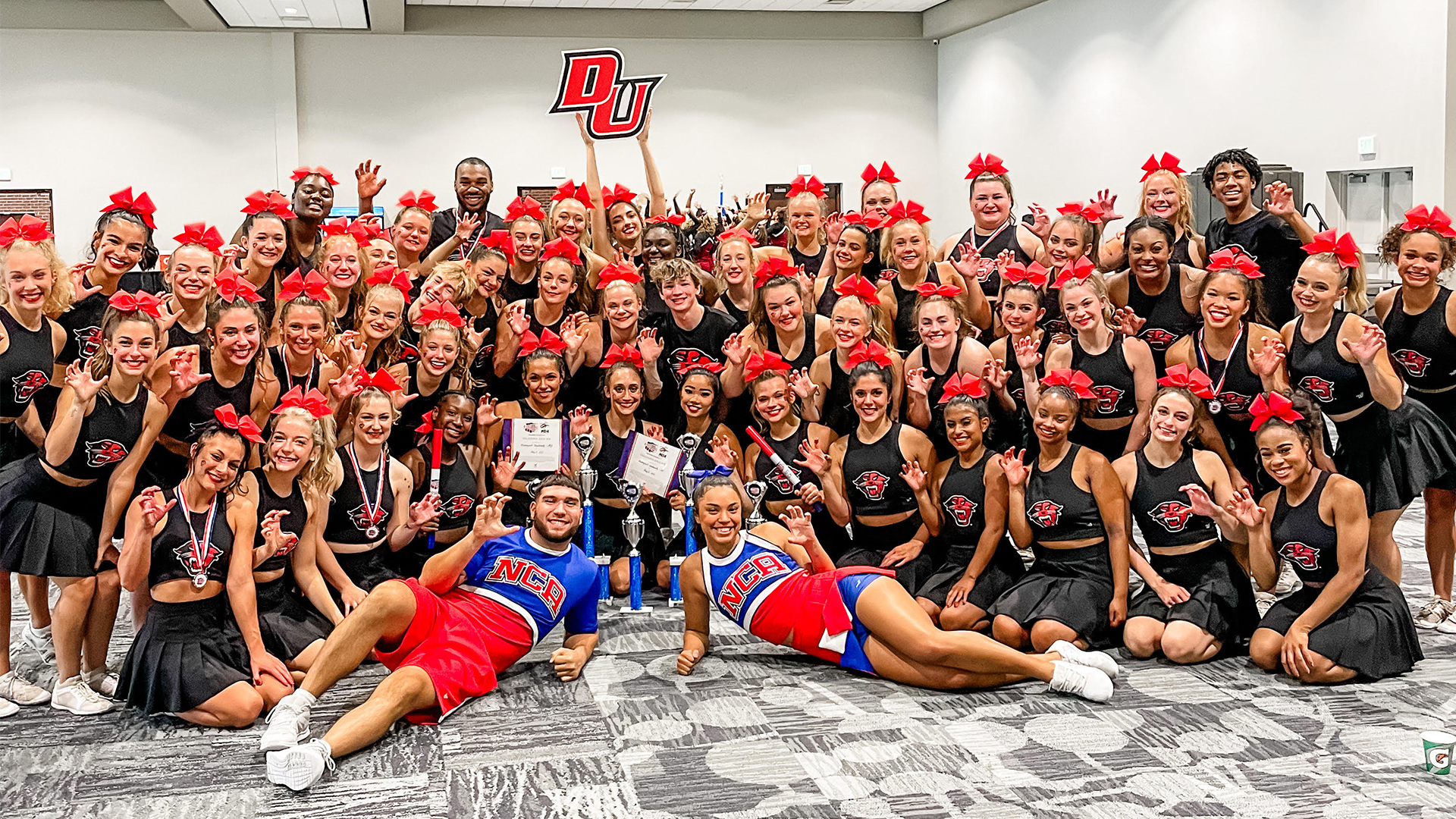 Davenport Cheer Picture