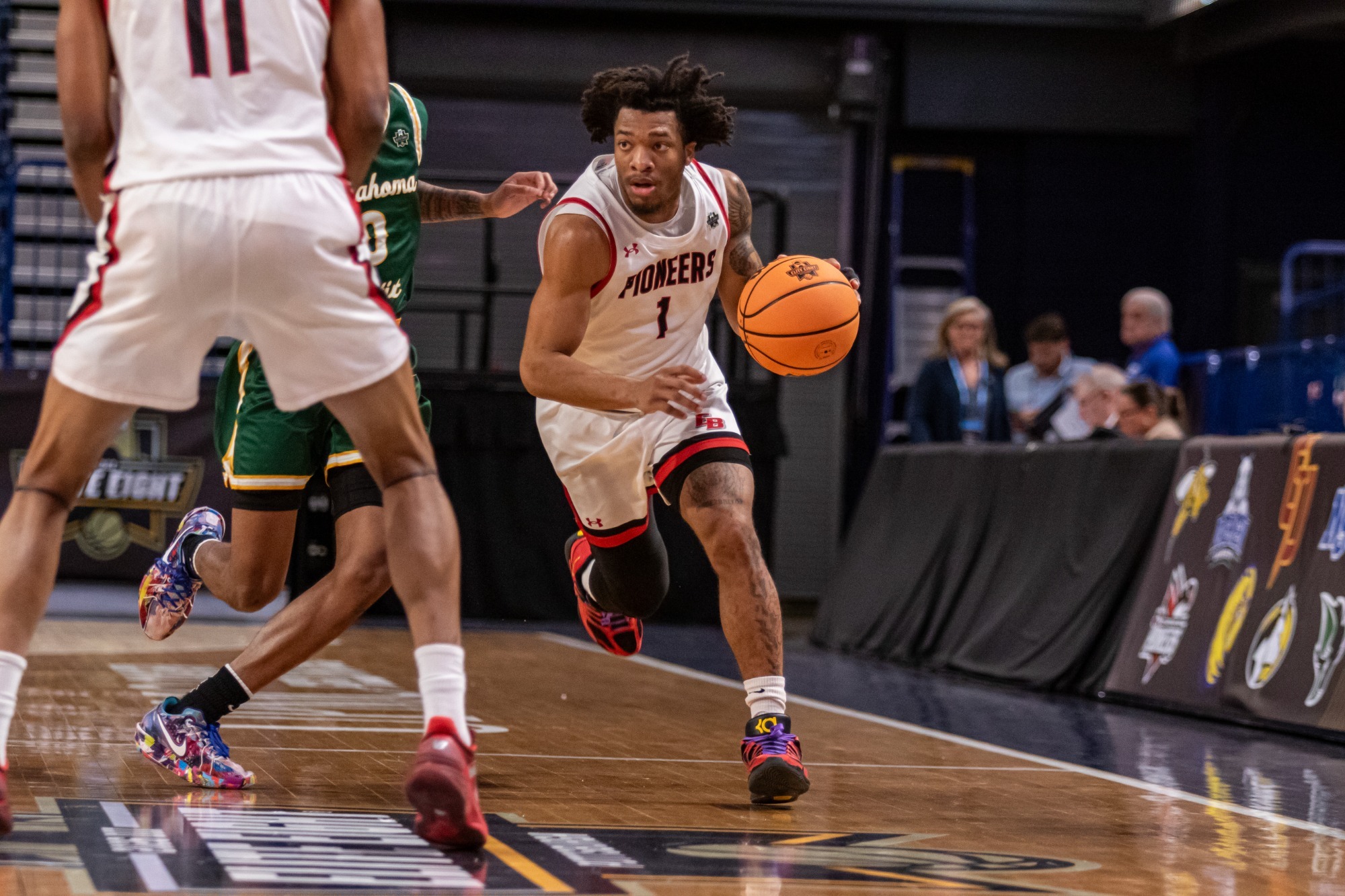 Jaayden Bush Drive in Elite 8 vs. Oklahoma Baptist