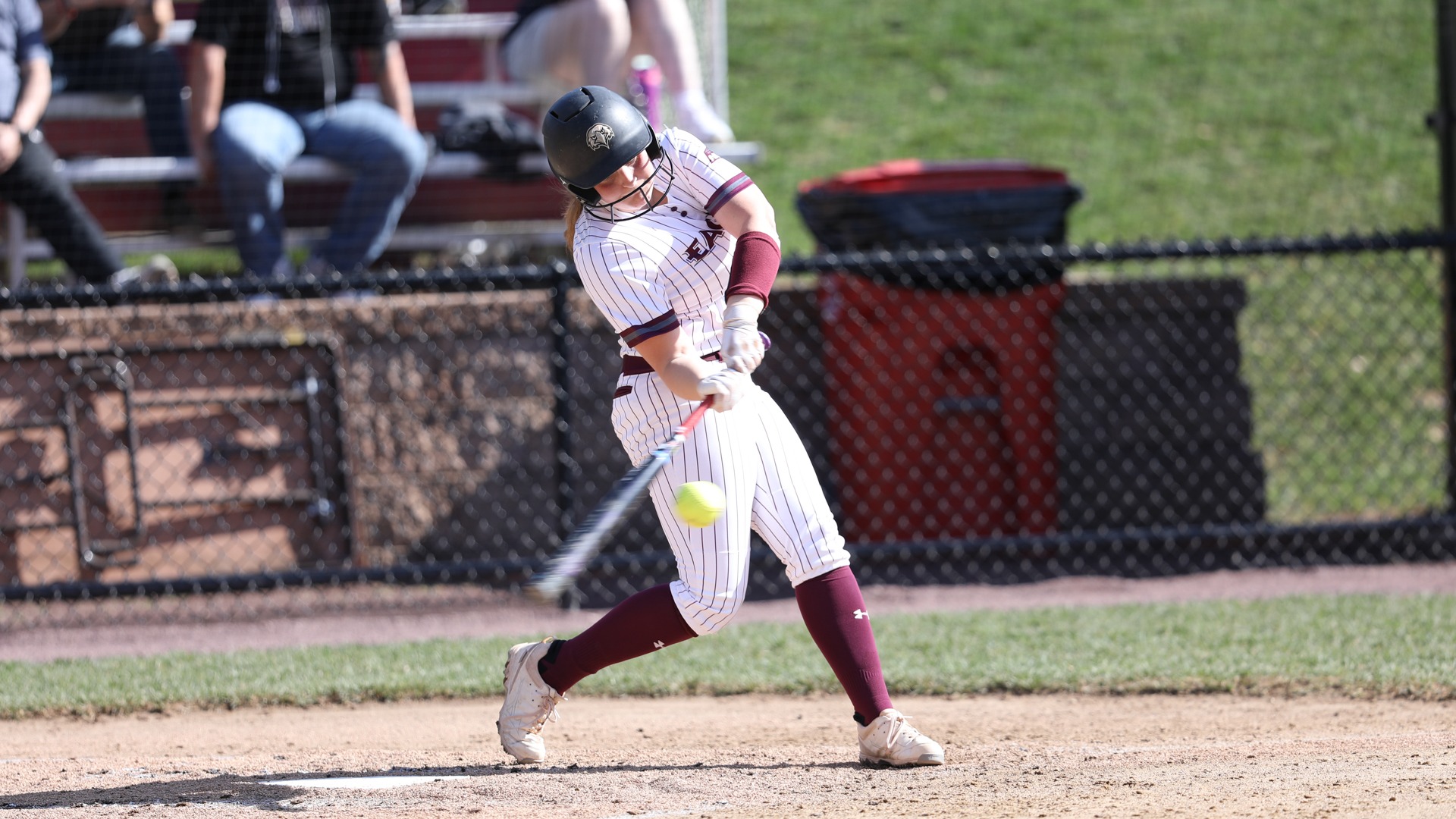 Sydney Ostolaza 2024 Softball Eastern University Athletics