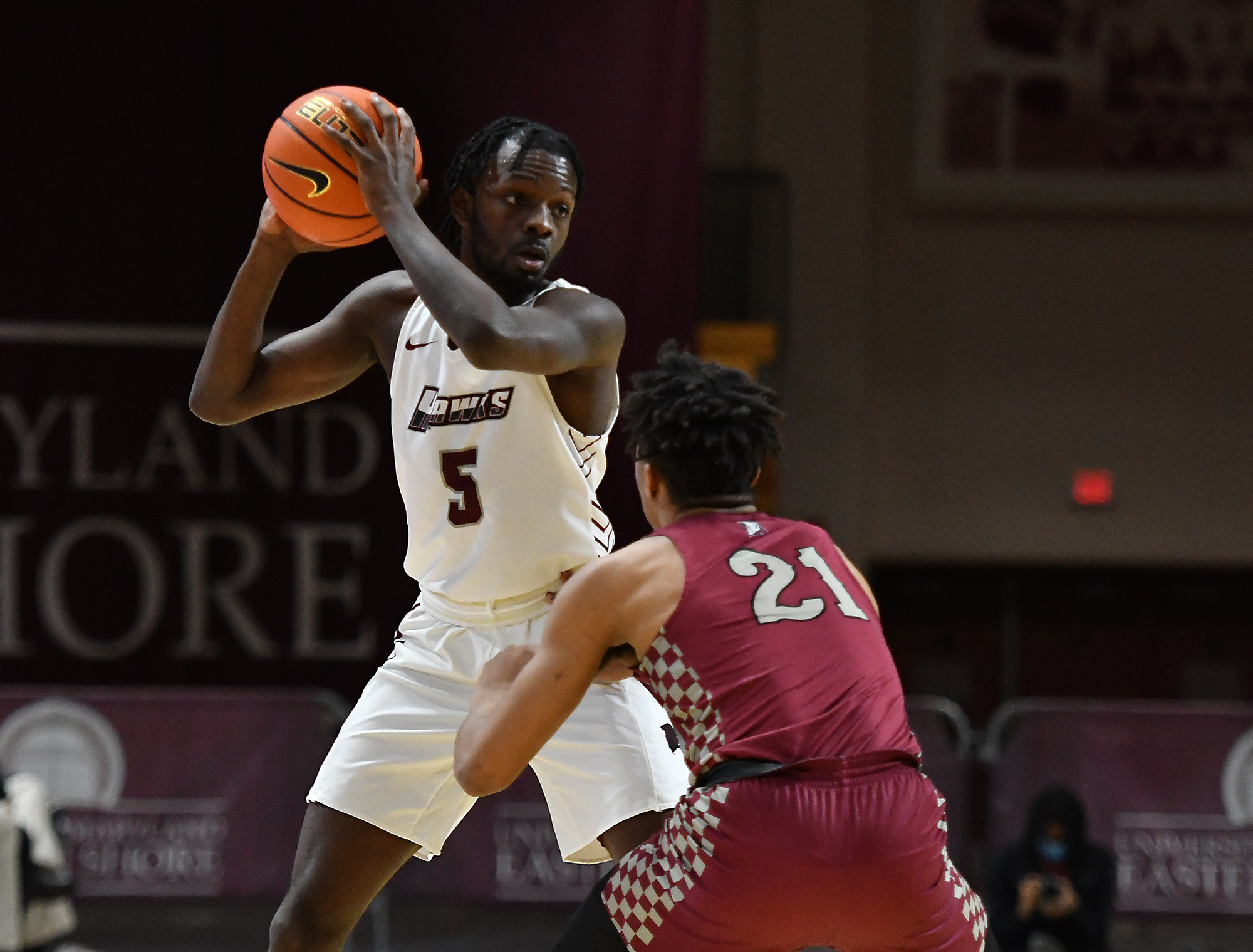 hawk-basketball-releases-2022-23-promotional-calendar-university-of