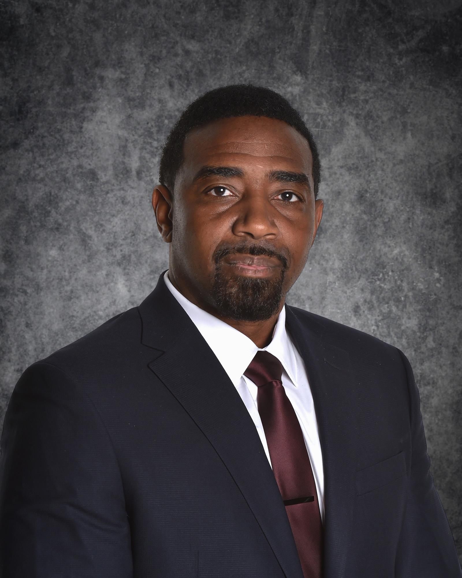 Coach Larry Roberson