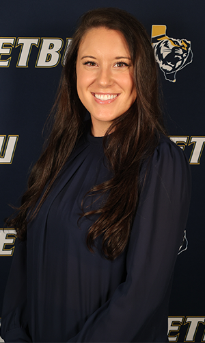 staff_22_ellen_leclair
