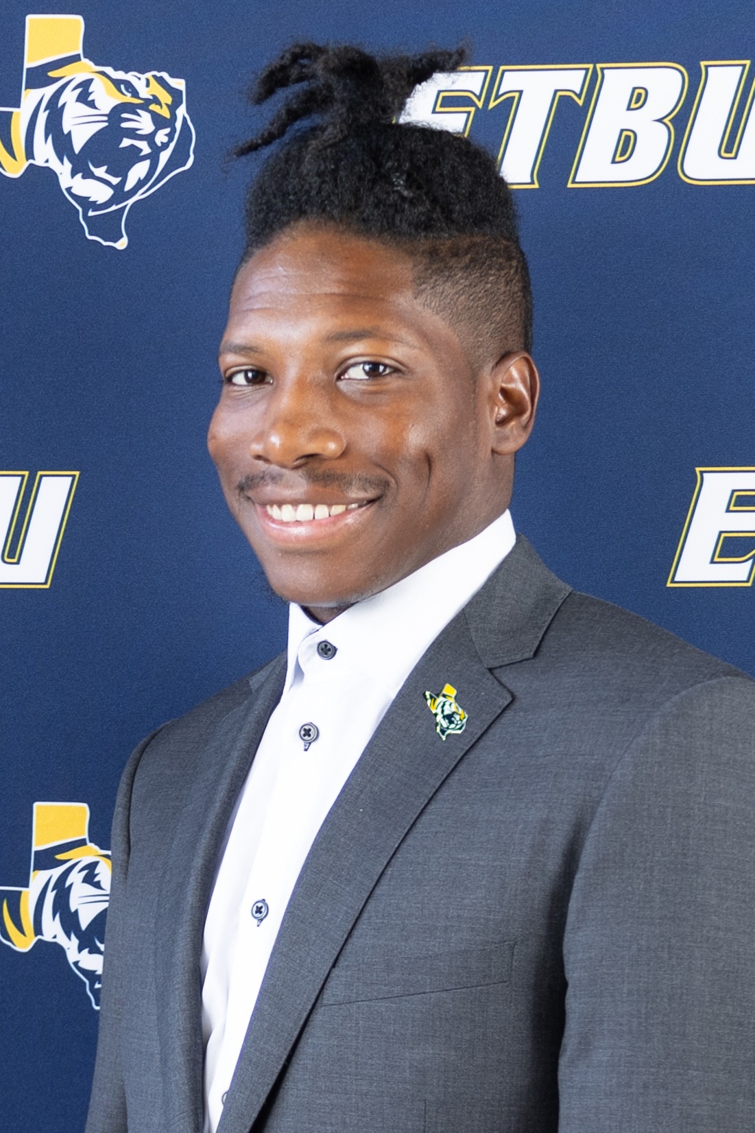 fb-23-coach-jaylon-jackson
