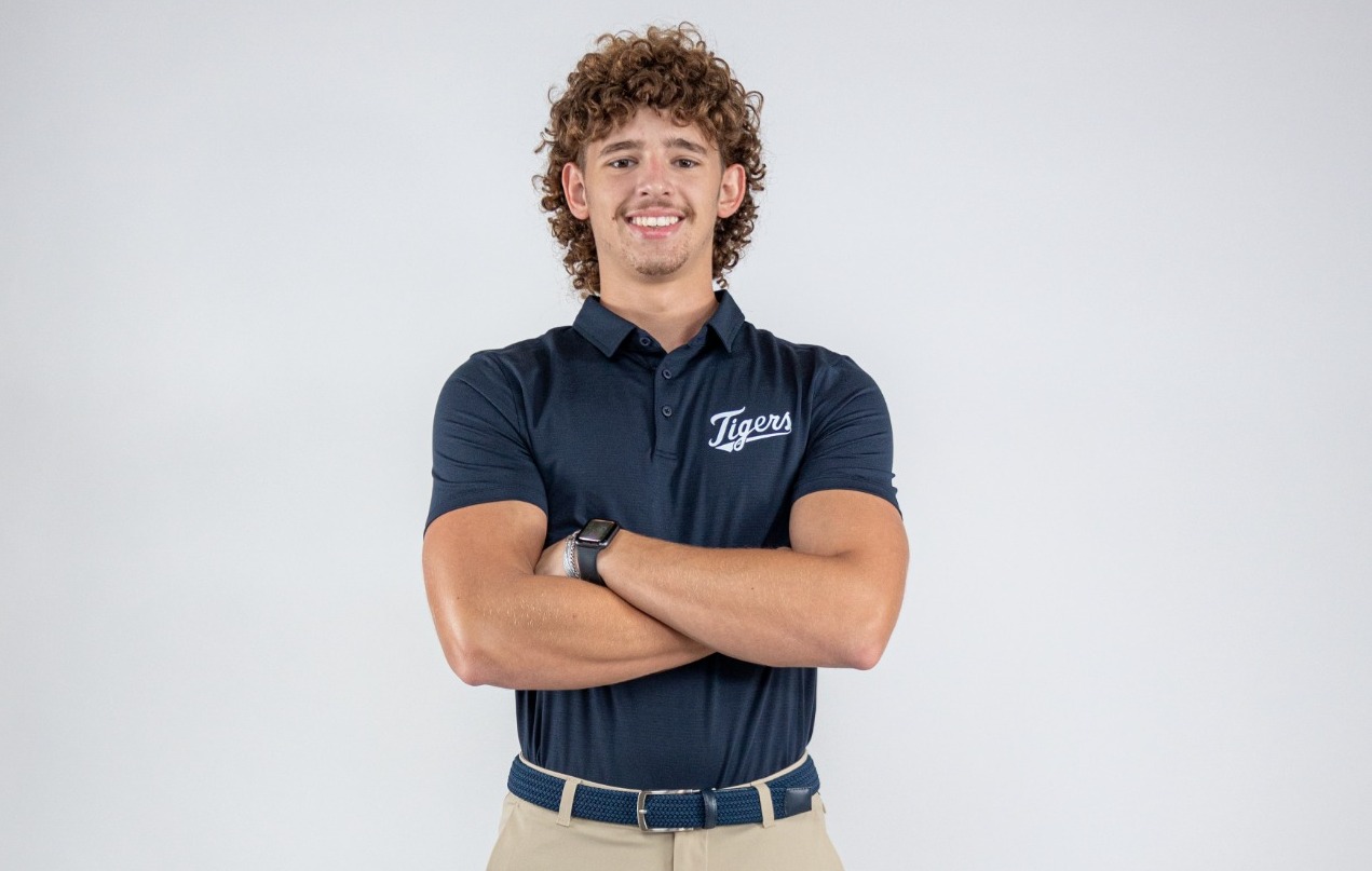 mg-25-umhb-fall-drew-marshall