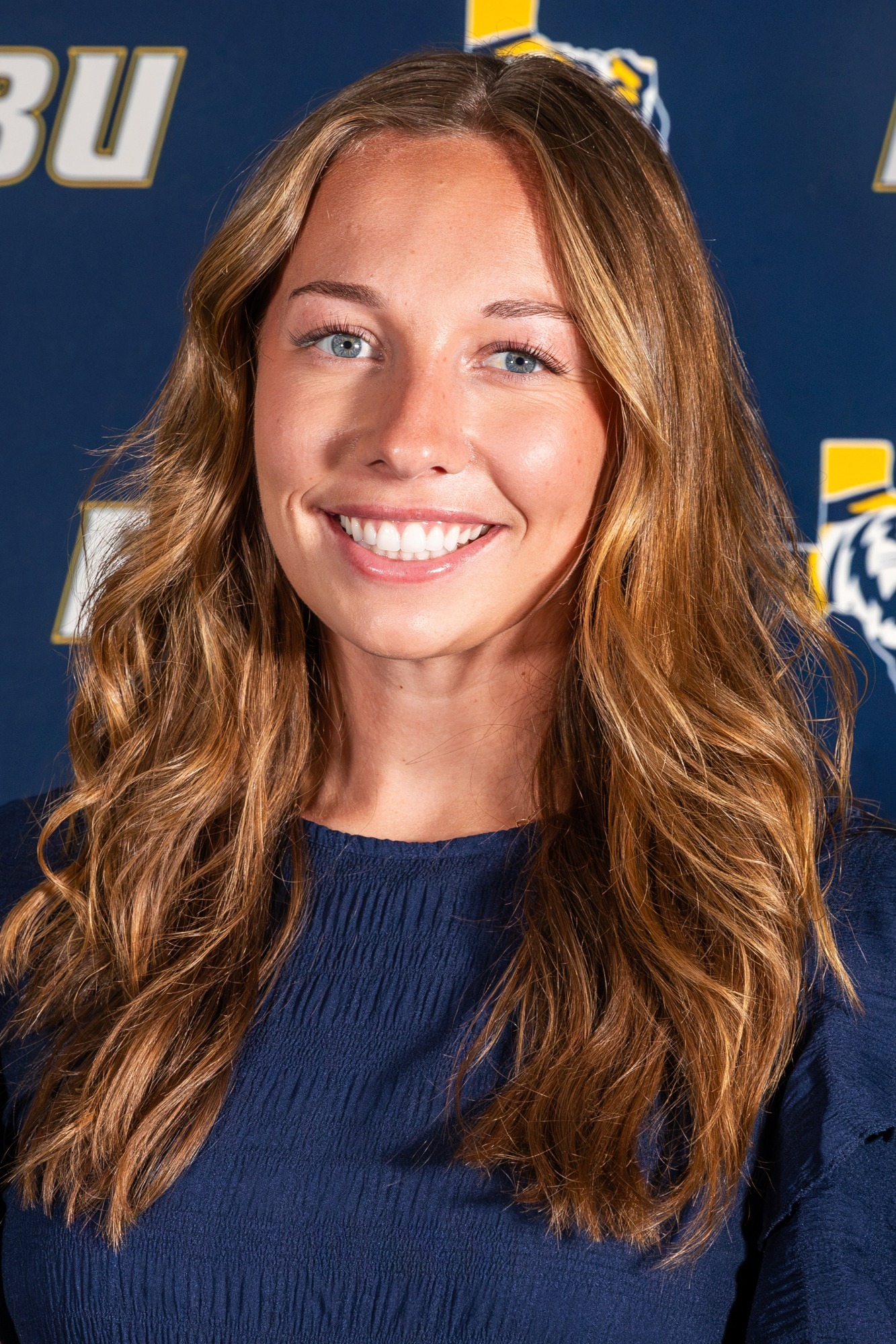 sb-26-mugshot-coach-taryn-barney