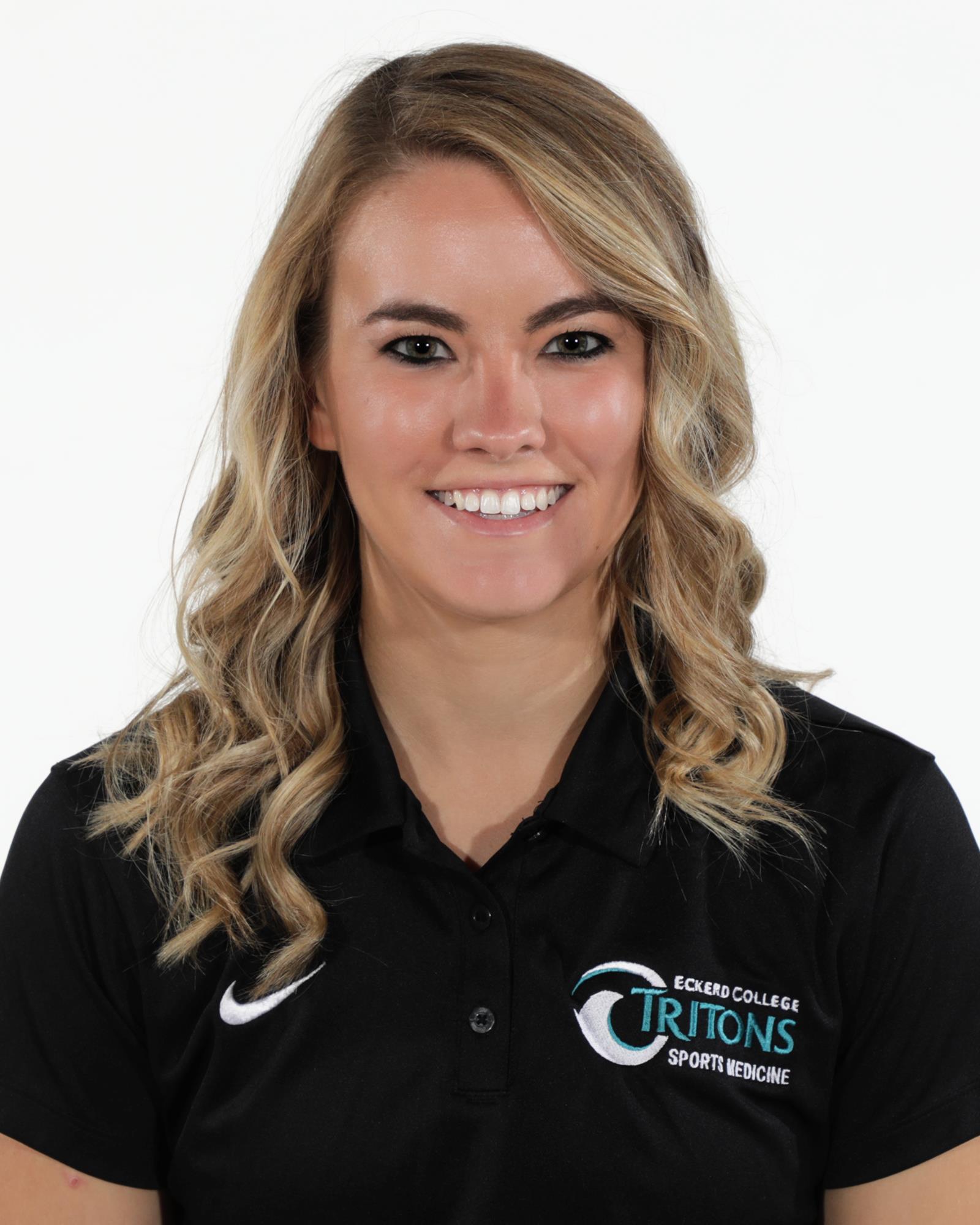 Lindsey Davis