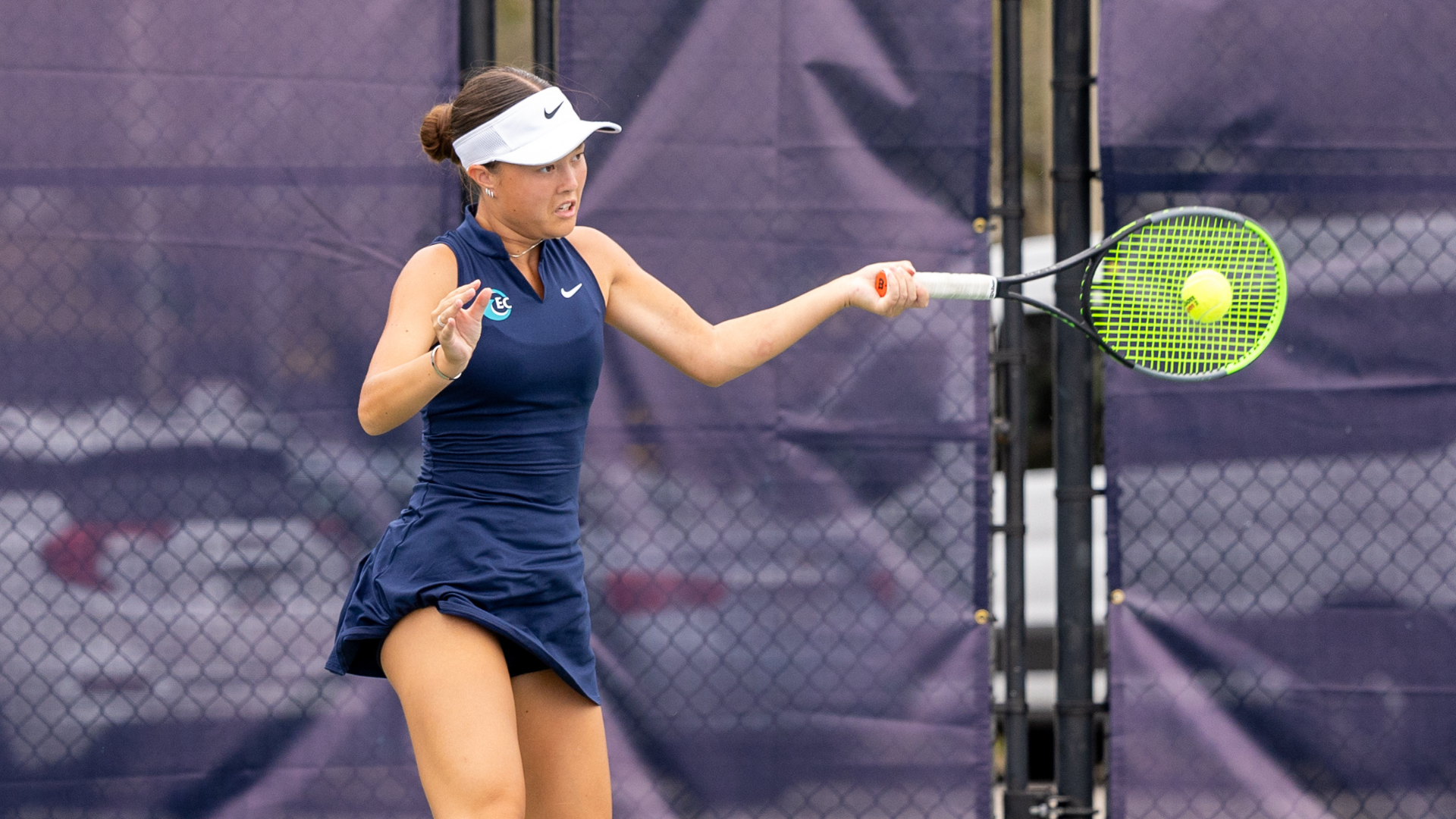 Lindestaf hitting a forehand
