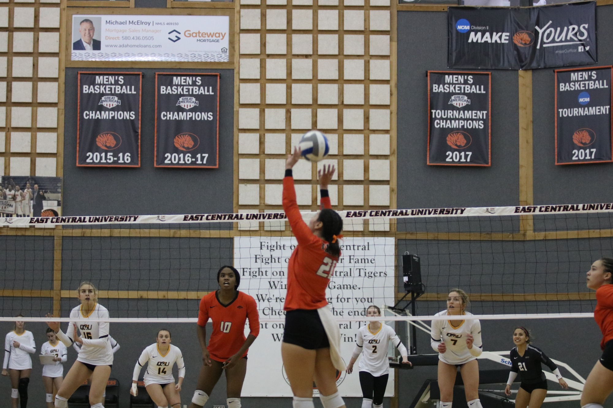 Leah Lawson Volleyball East Central University Athletics