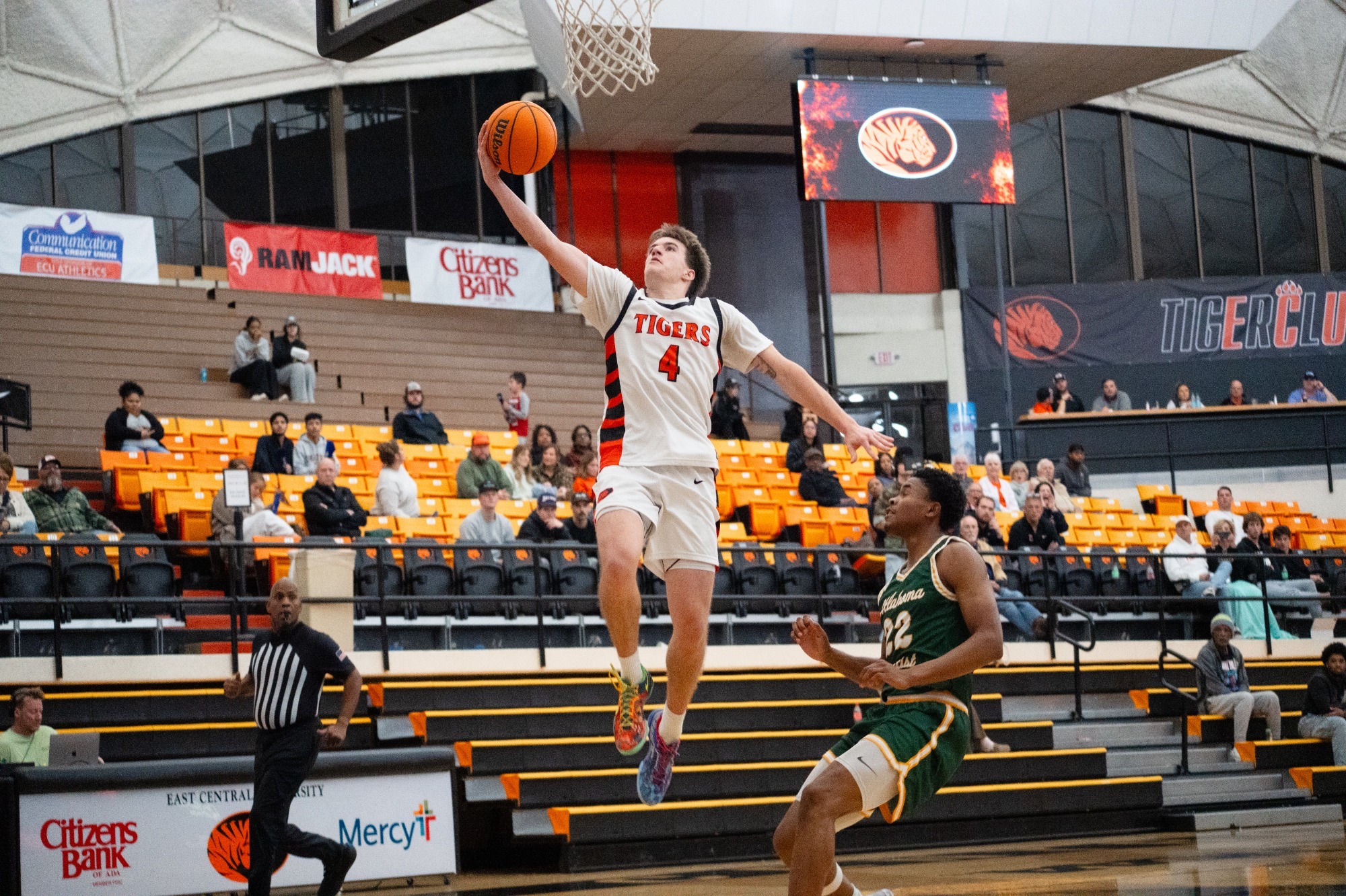 Men’s Basketball Pull Away in Second Half, Top Bison 91-76
