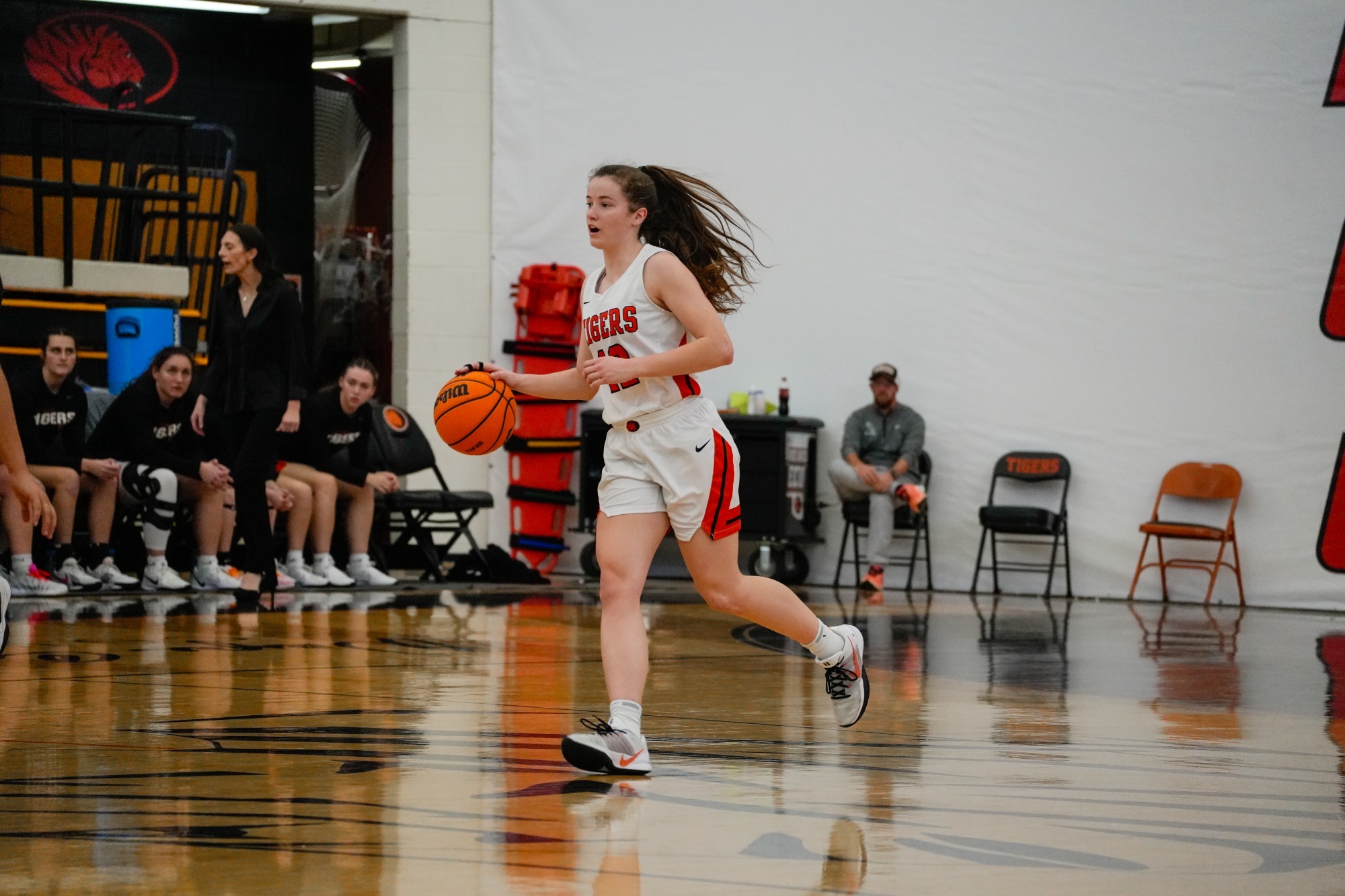 Women’s Basketball Complete Season Sweep Over SNU with 56-52 Road Win