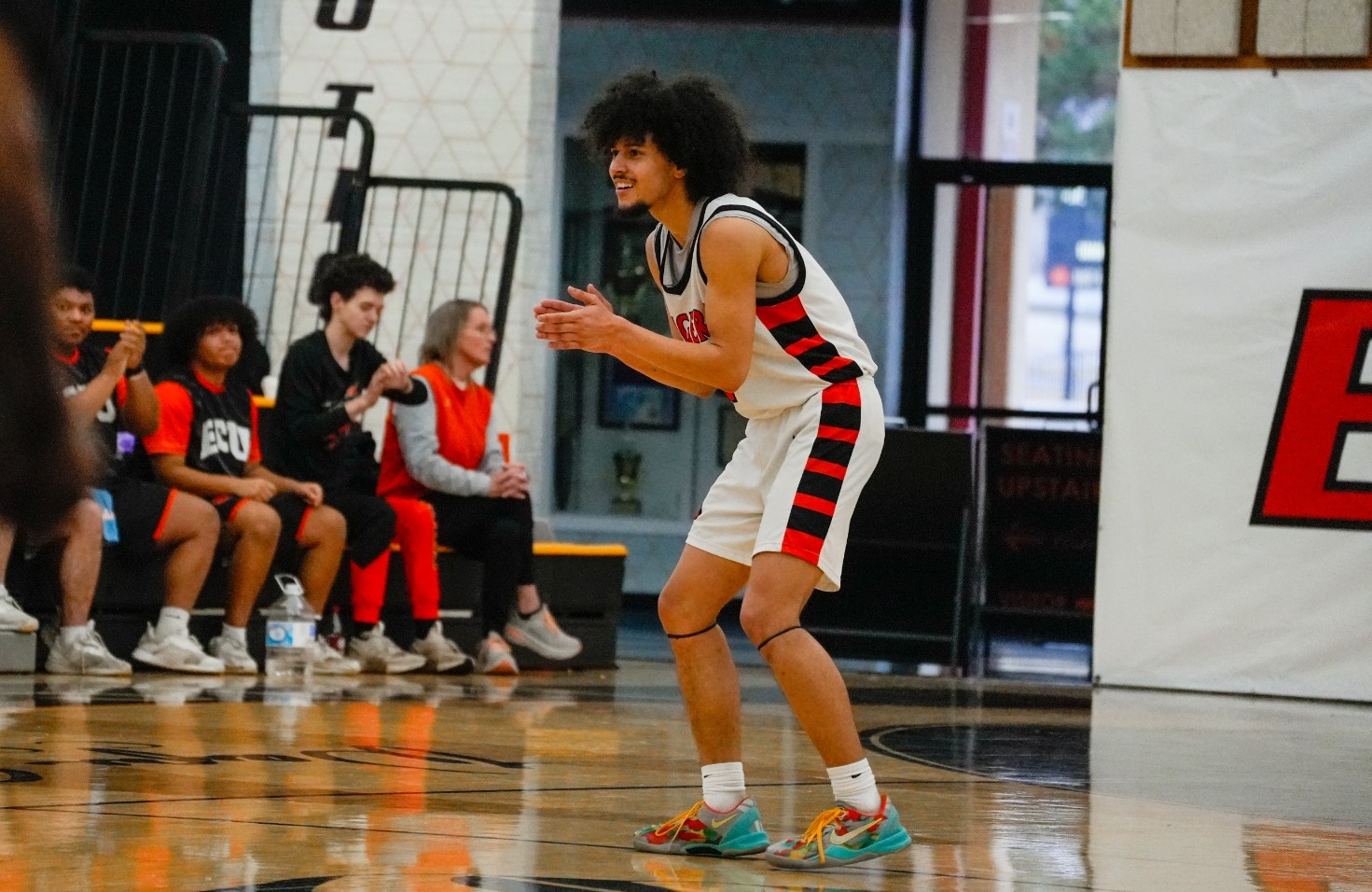 Men’s Basketball Clinches No. 5 Seed with Overtime Thriller Over SWOSU