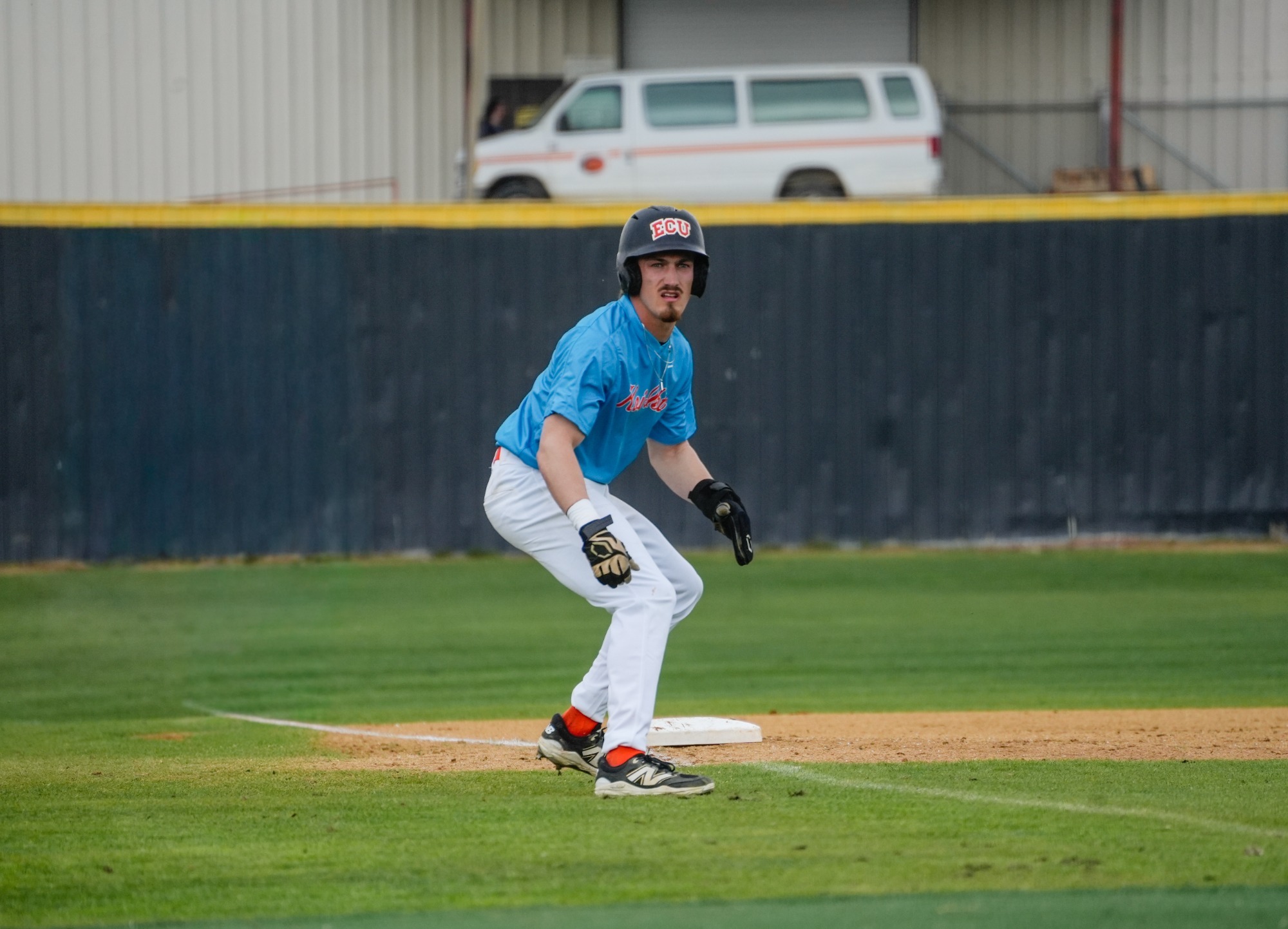Baseball Falls in Back-and-Forth Midweek Battle Against OBU