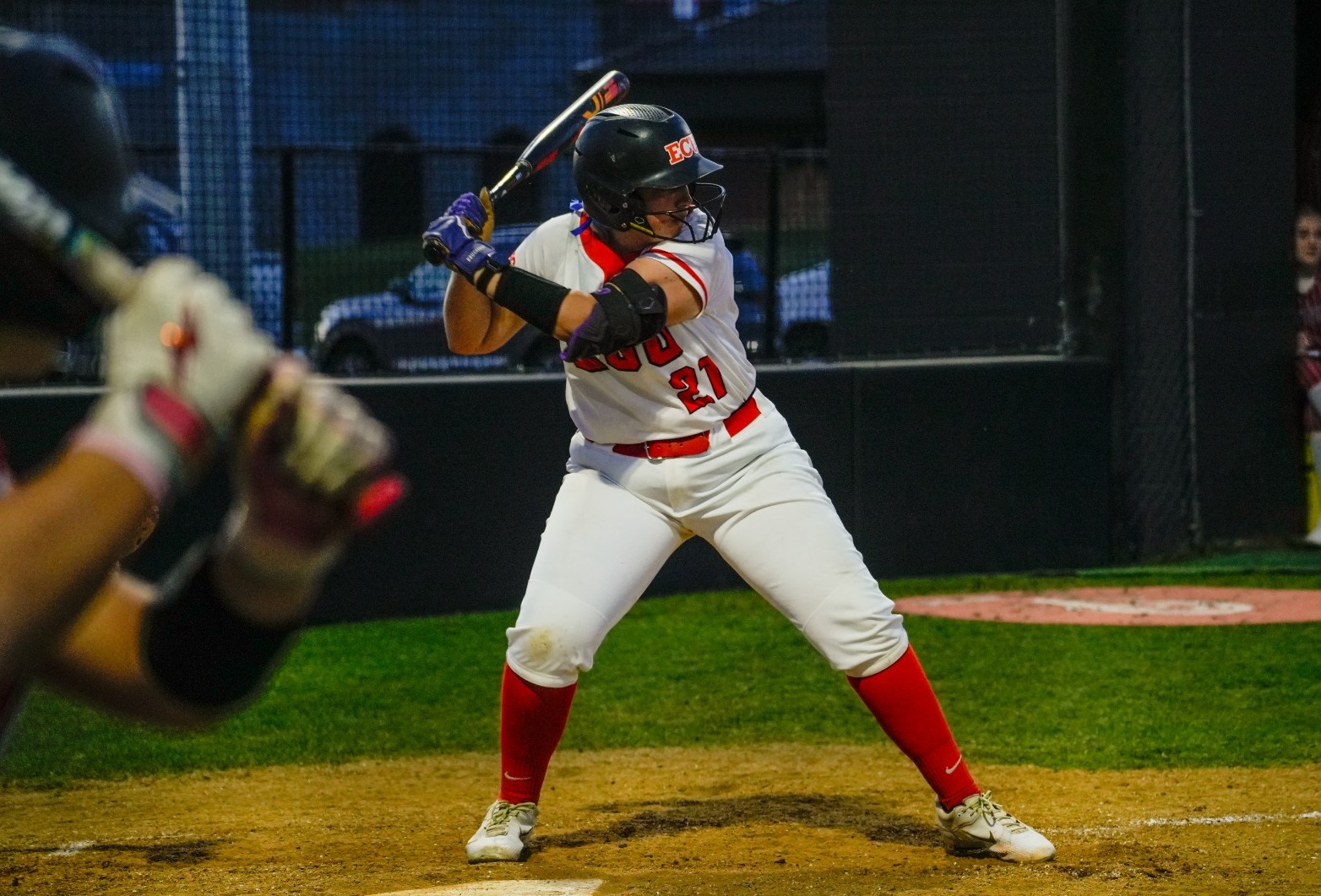 Softball Closes Out Non-Conference Play with Doubleheader Sweep, Launches Five Home Runs