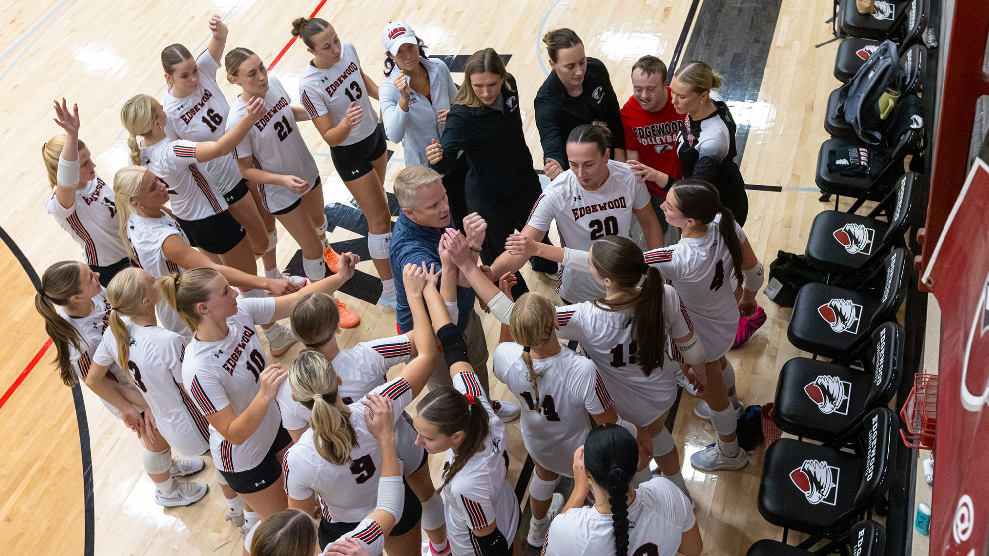 Women's Volleyball vs. Carthage (Steve Gotter, 9/15/26)
