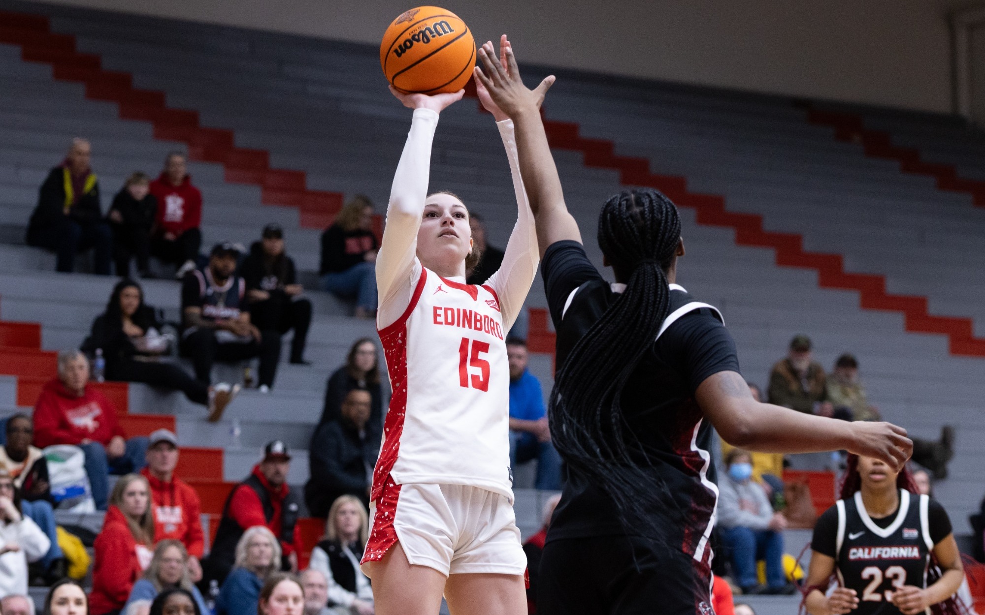 Manfredo Jumper vs Cal