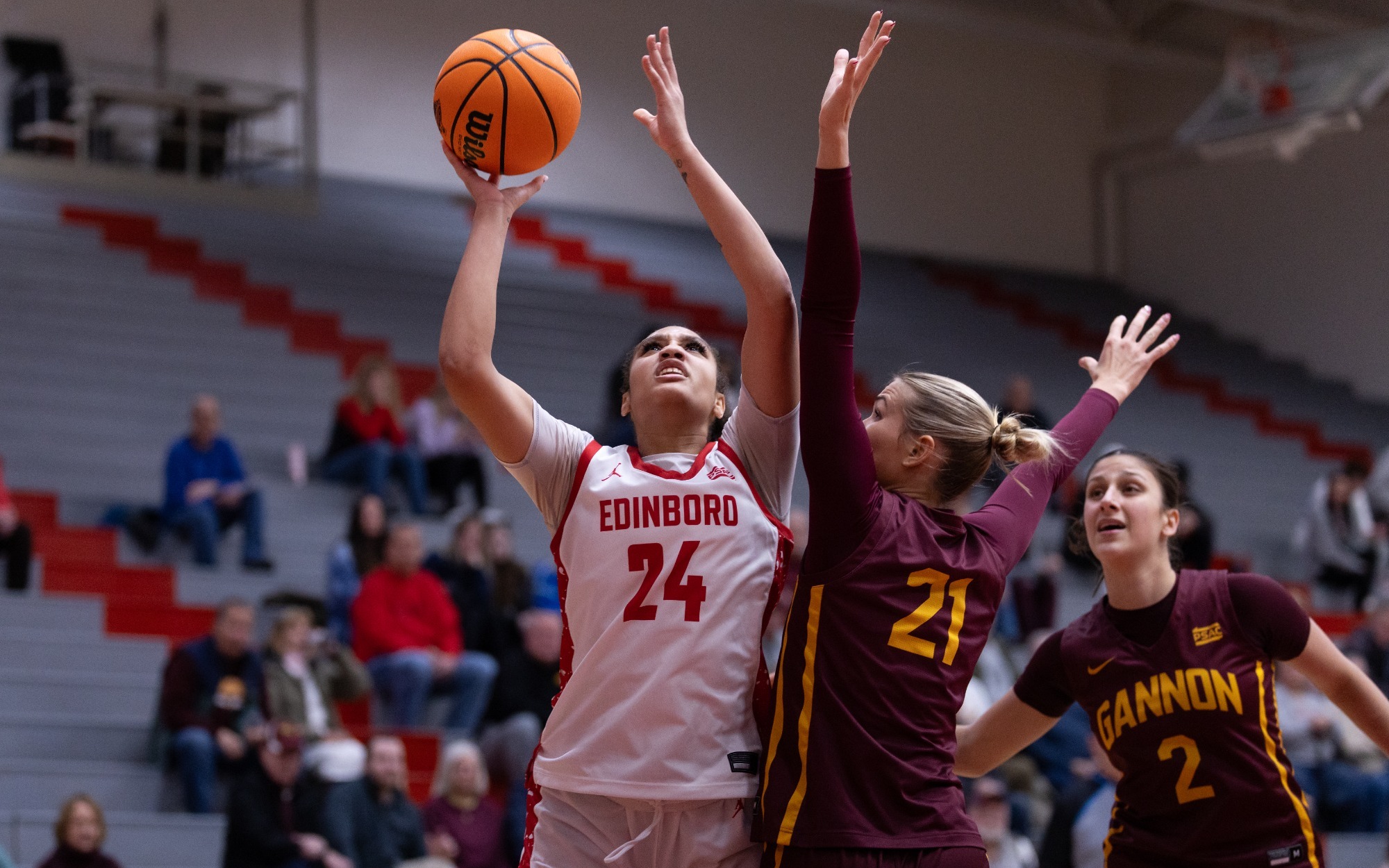 Carmen Vasquez layup