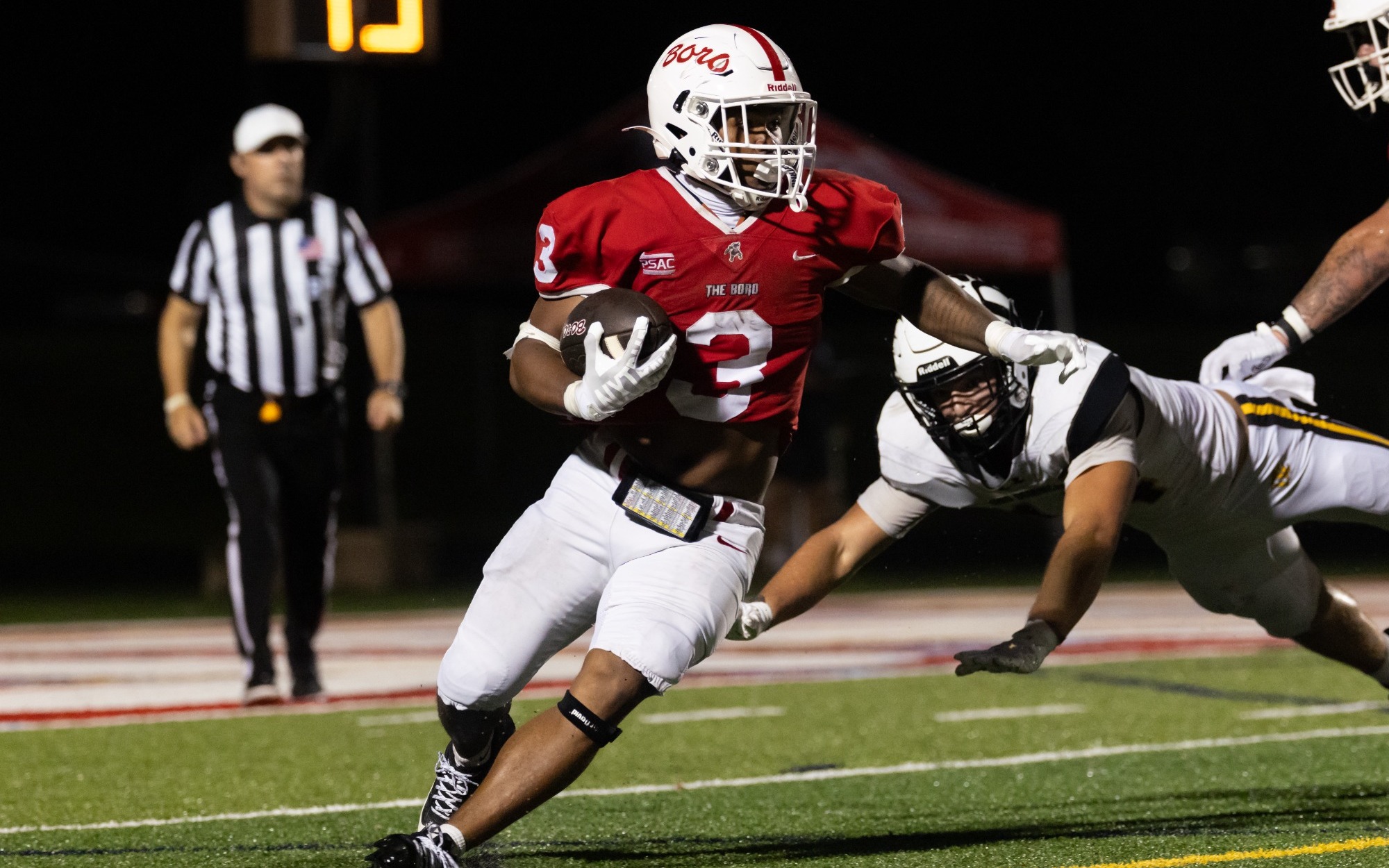 Jerry Dinkins runs vs Ohio Dominican 