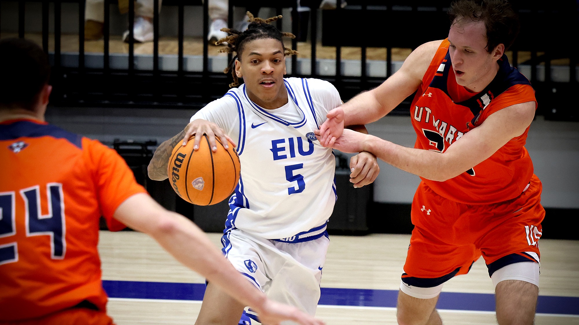 Zion Fruster against UT Martin