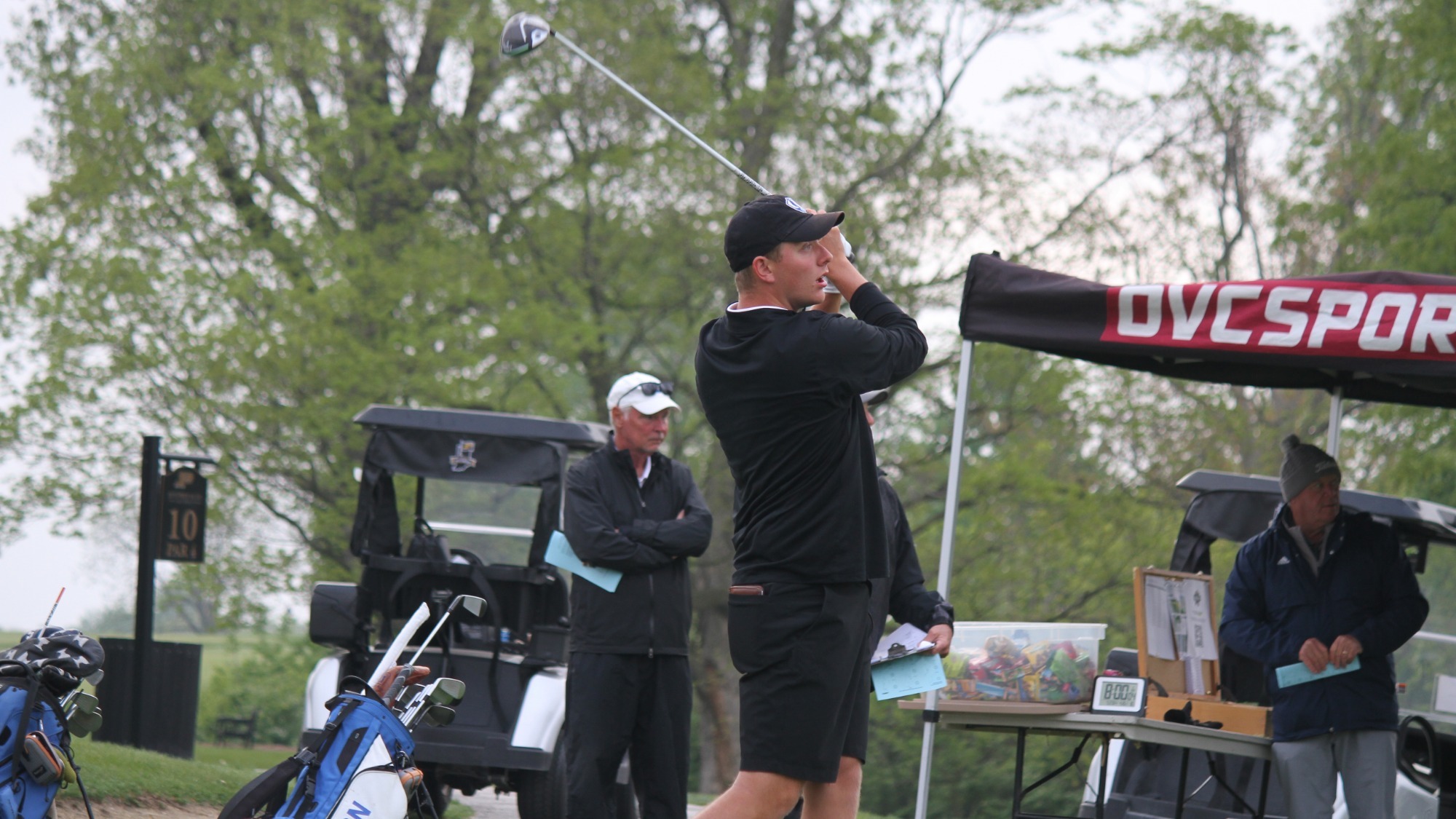 Ian Hollander tees off at the 2026 OVC Championship