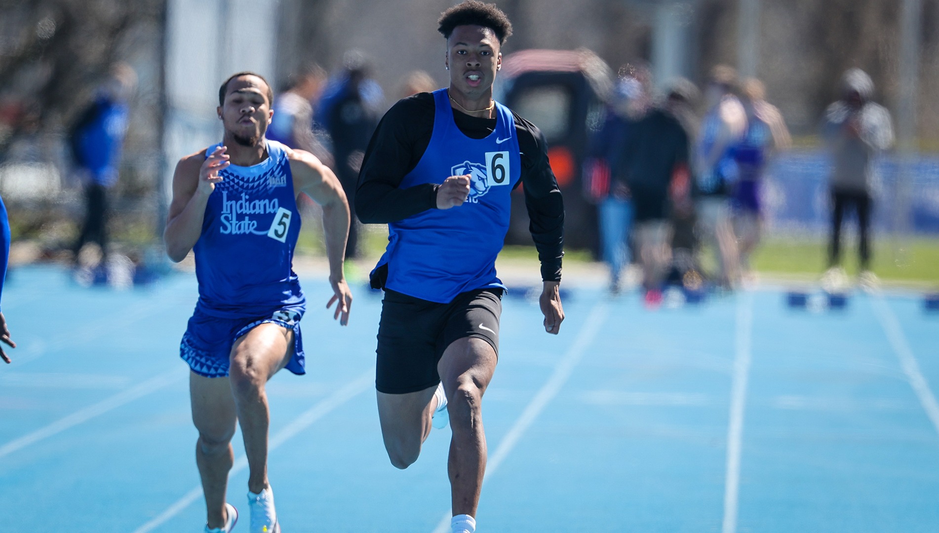 EIU track with eight top three finishes at ISU Pacesetter