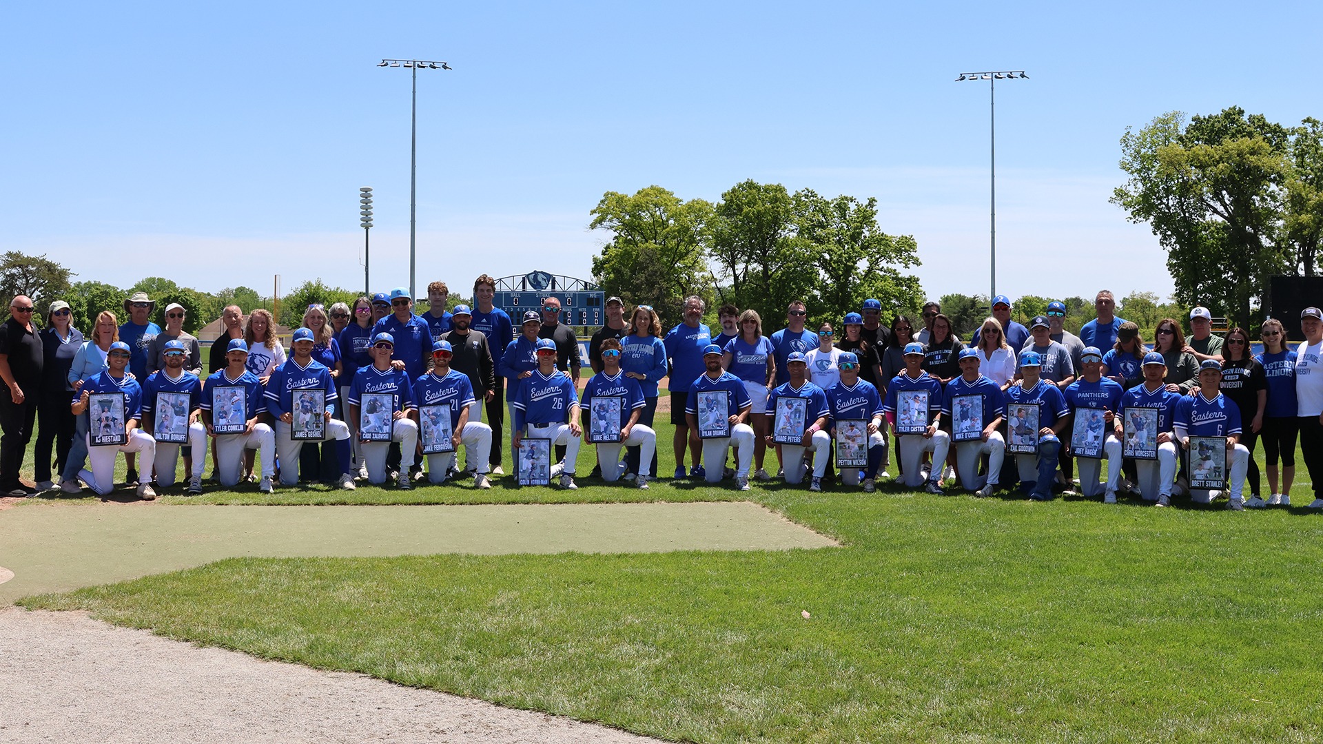 EIU Baseball Senior Day Group Photo