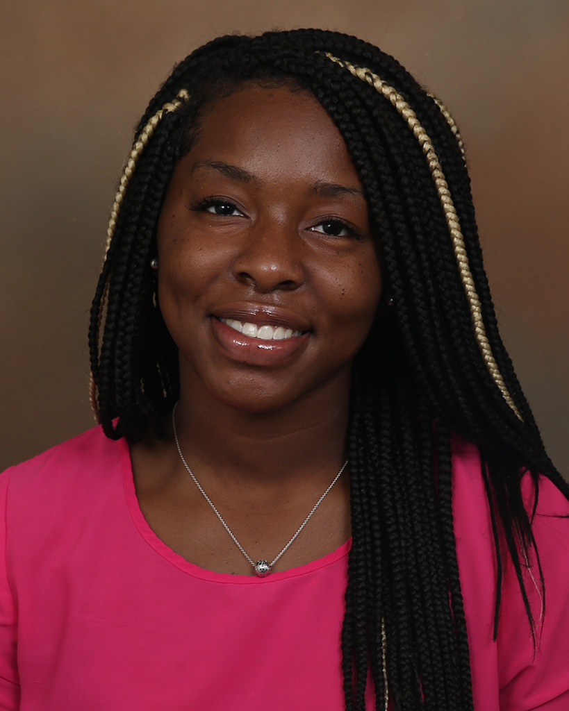 Raven Merriweather Head shot
