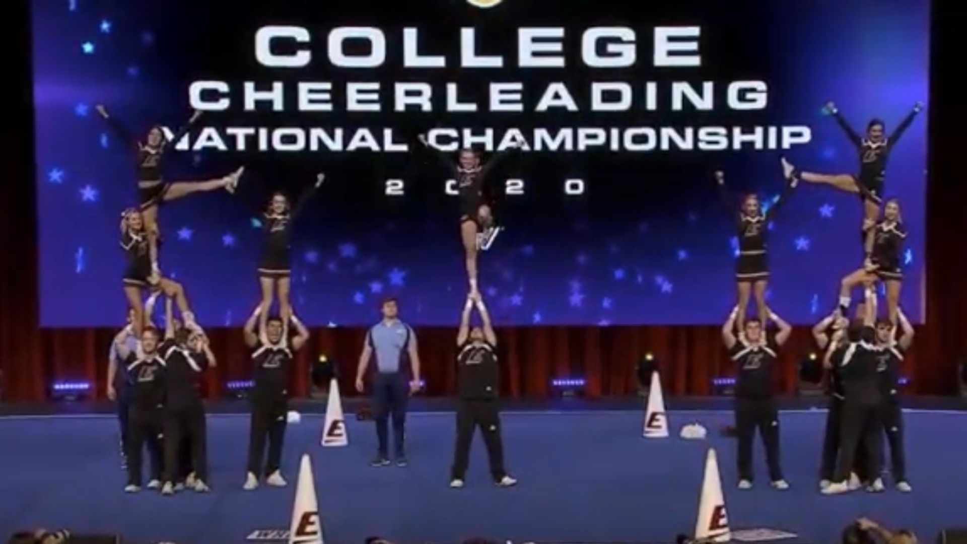 EKU Co-Ed Cheer Team