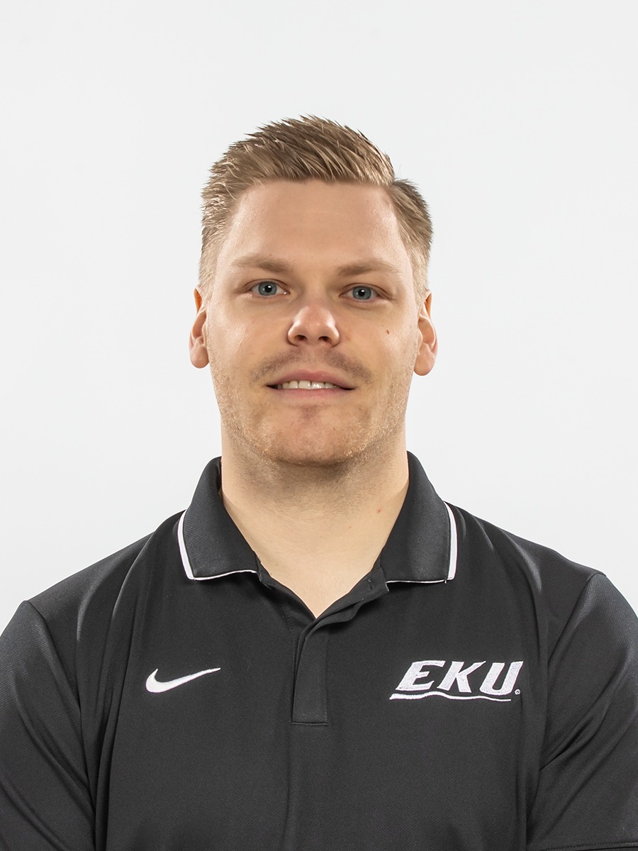 Noel Maurin Headshot