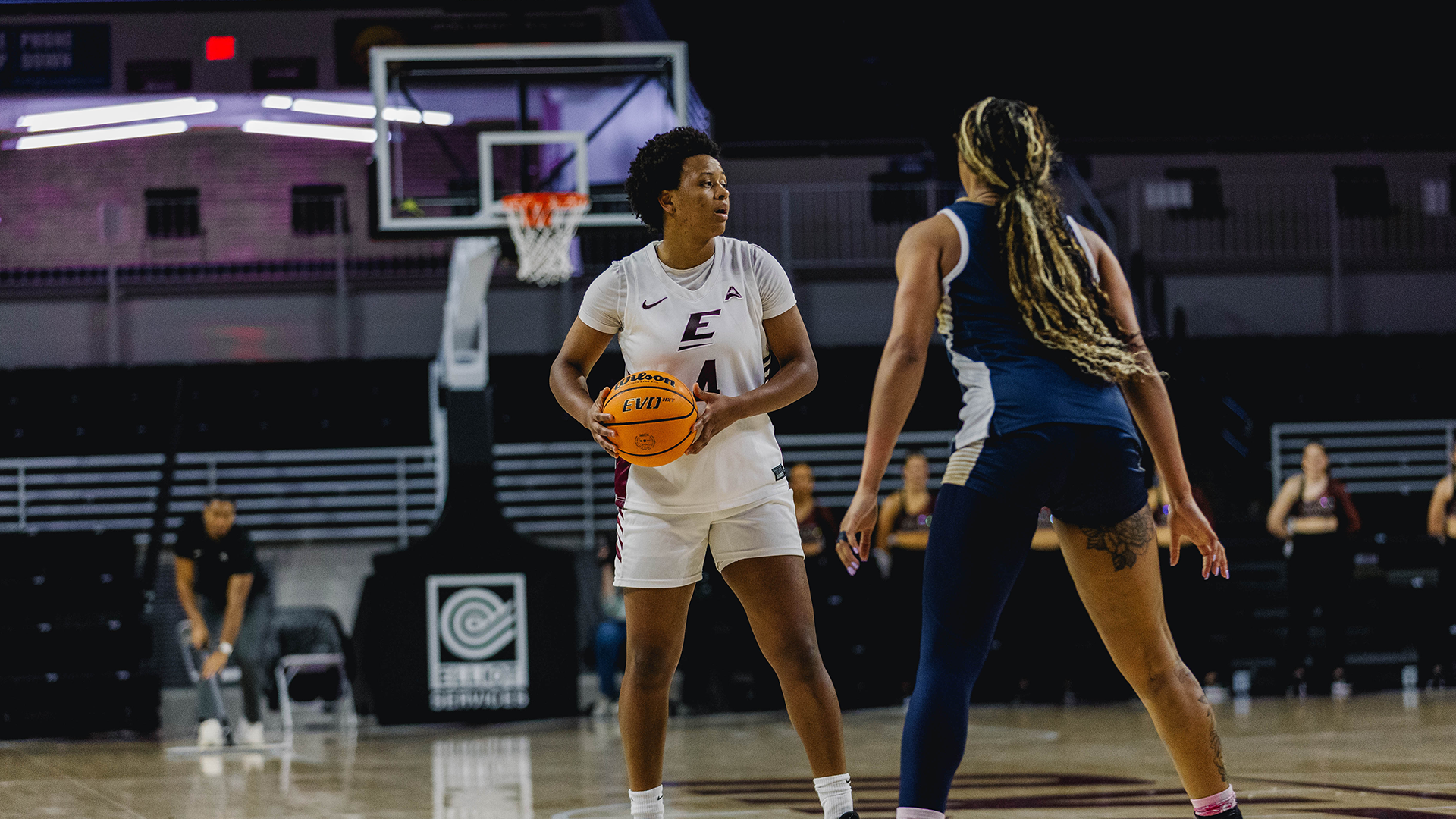 010526 Joseana Vaz vs. Queens