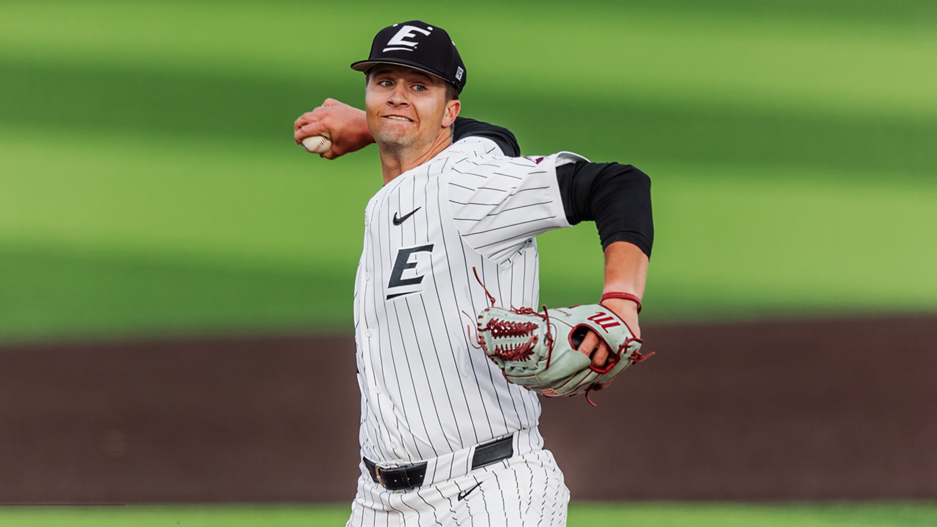 Jack Briese delivers a pitch against Morehead State