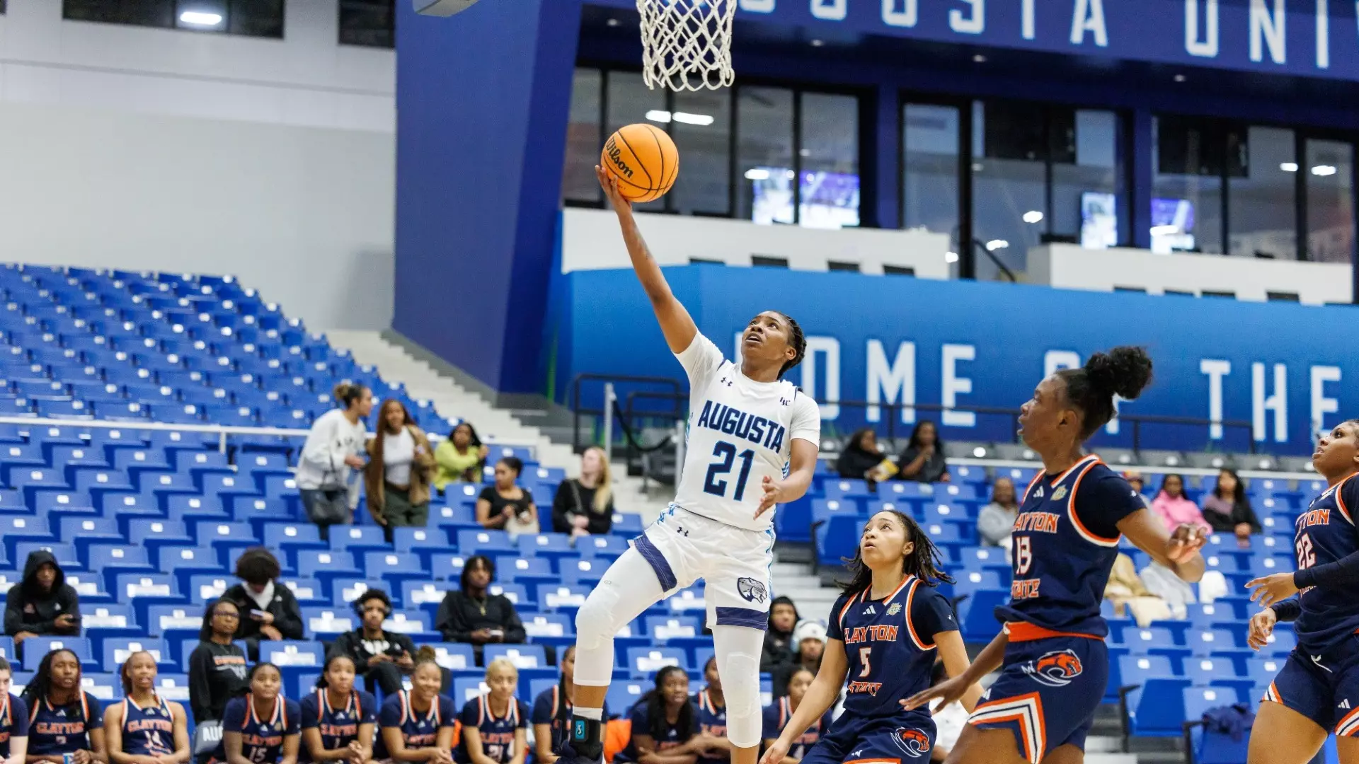 WBB Transfer Elyse Autrey Driving Layup for Augusta