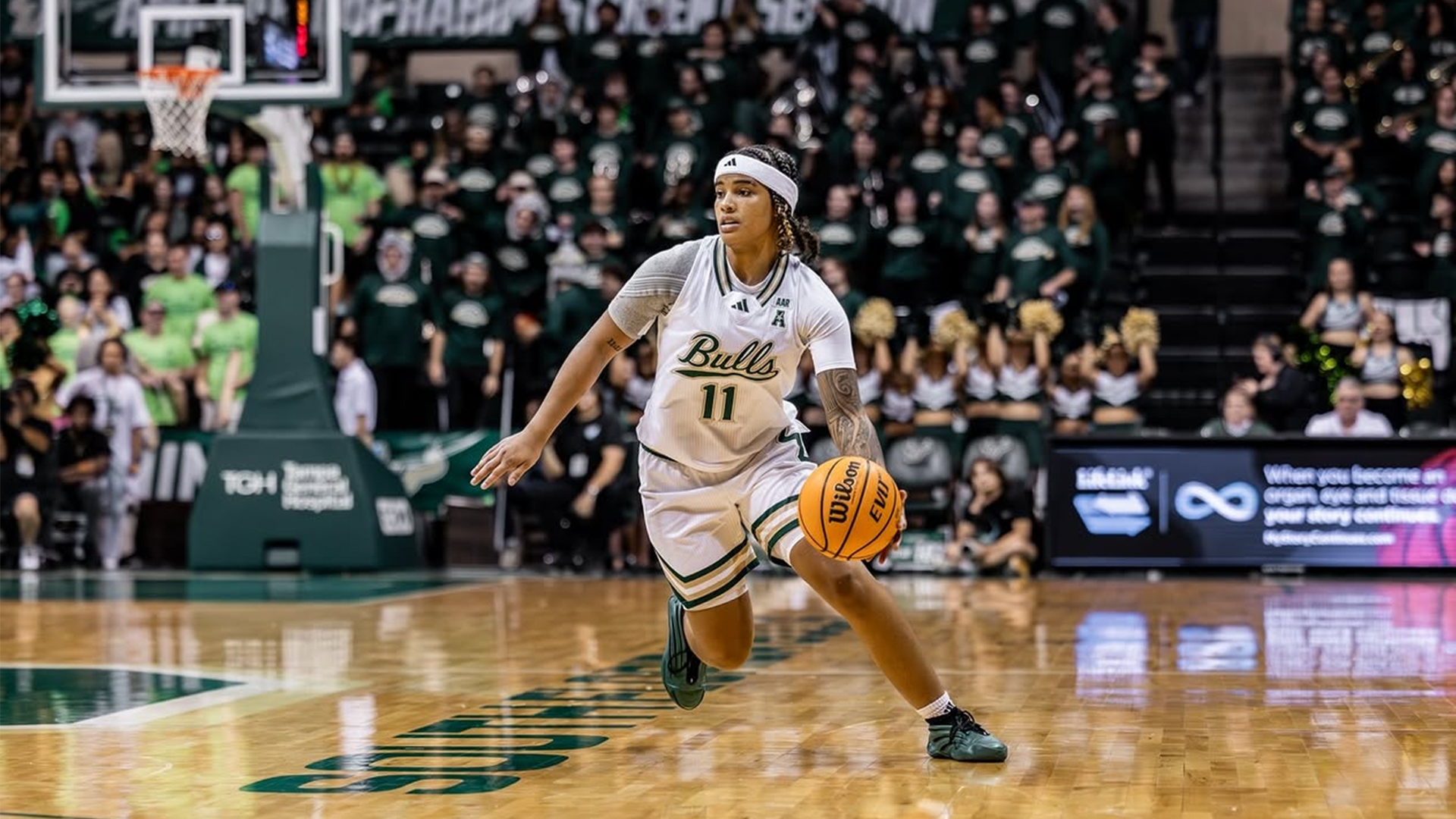050426 Kirsten Lewis Williams
