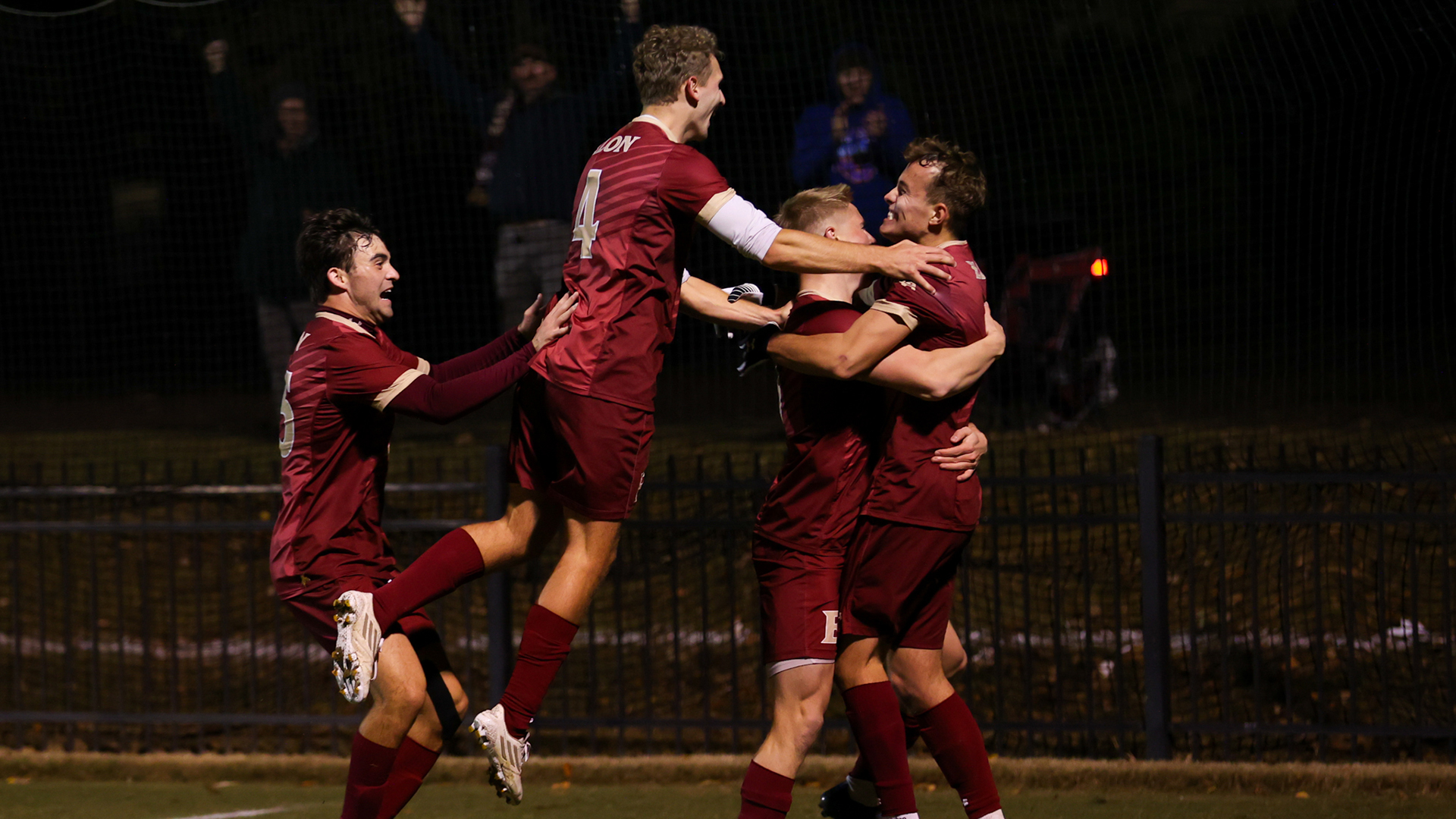 Men’s Soccer Earns FirstEver Victory Over North Carolina, 30 Elon